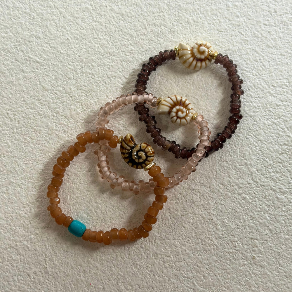 HEI TAI Cove Chocolate Shell Bracelet TAN / TURQUOISE