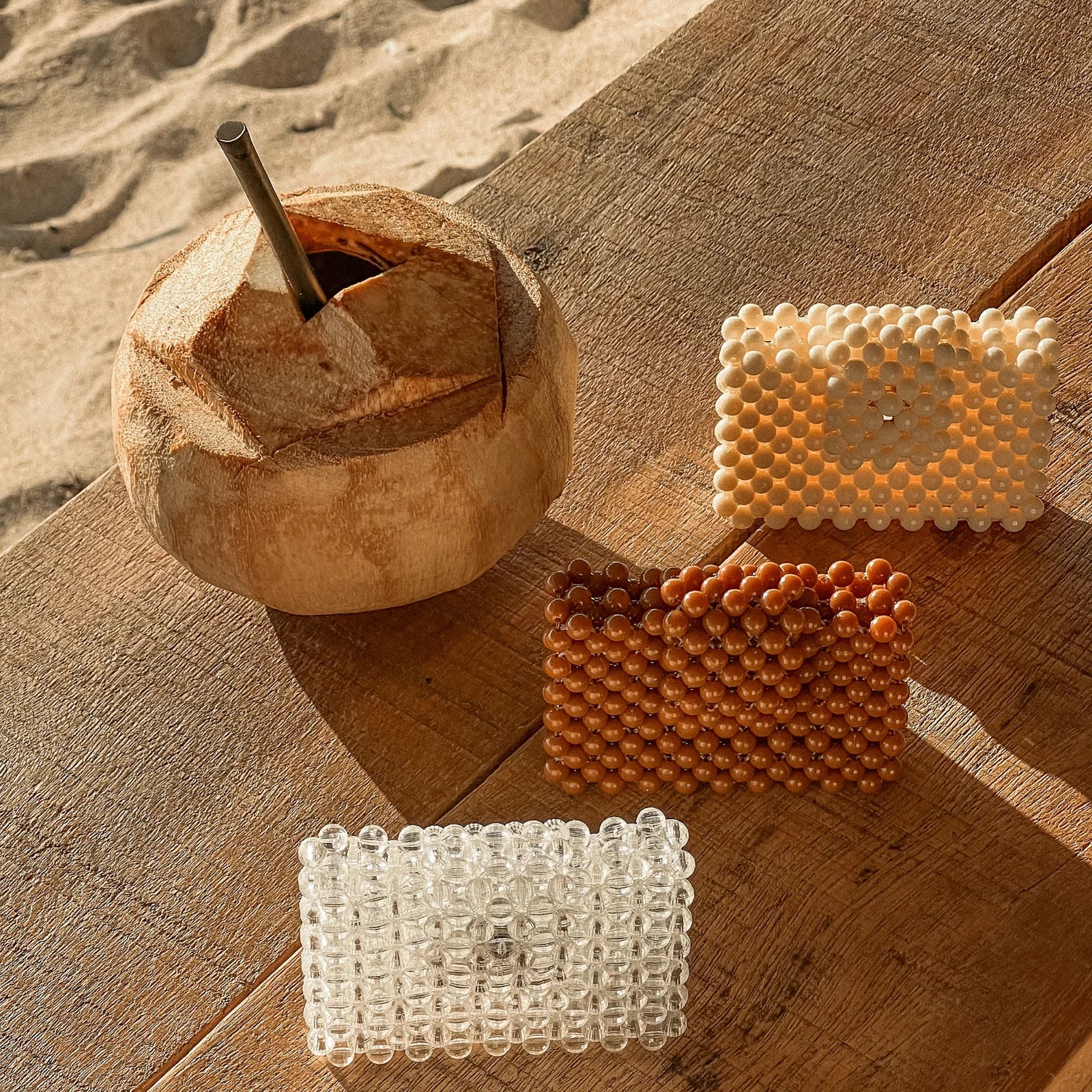 ISLAND TRADERS Beaded Cardholder CHOCCO