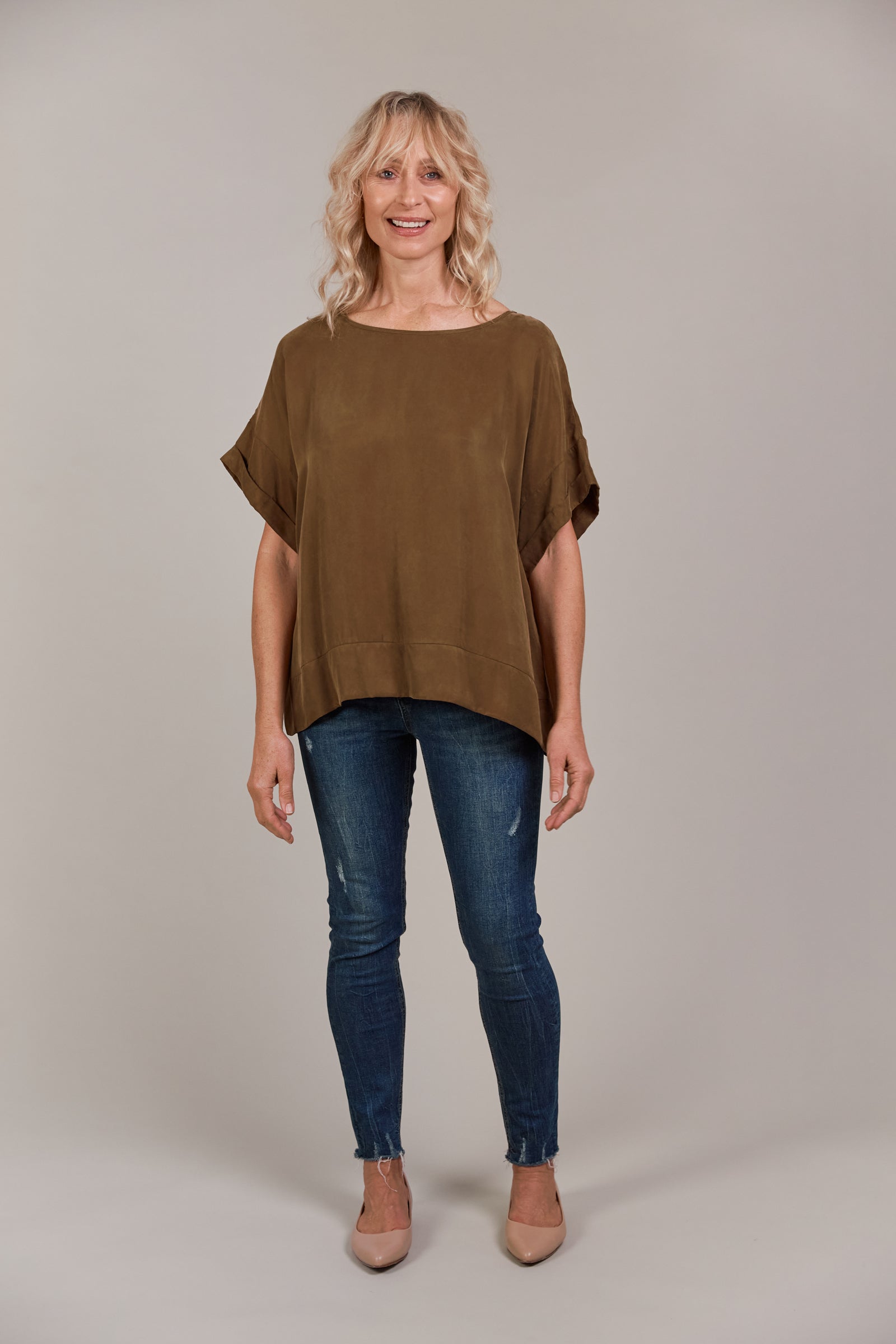 EB&IVE Eden Relaxed Top TOBACCO