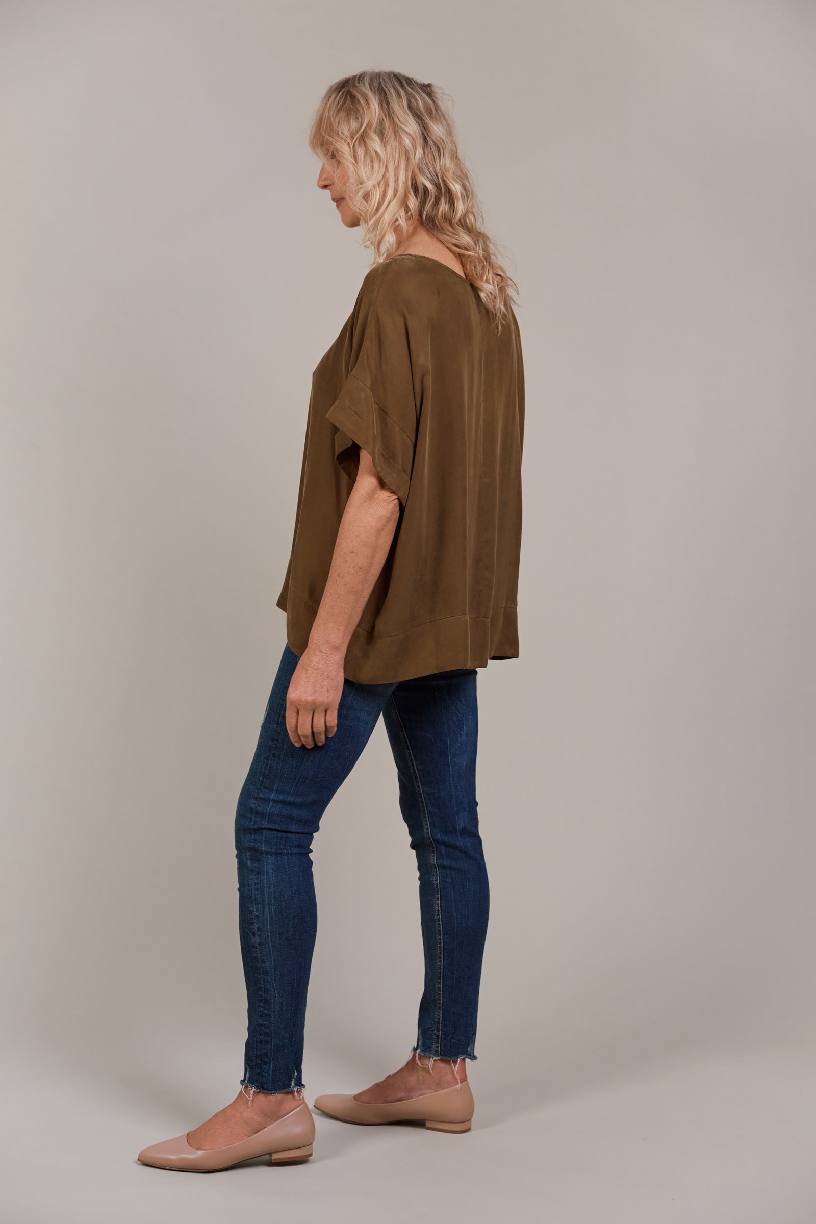 EB&IVE Eden Relaxed Top TOBACCO