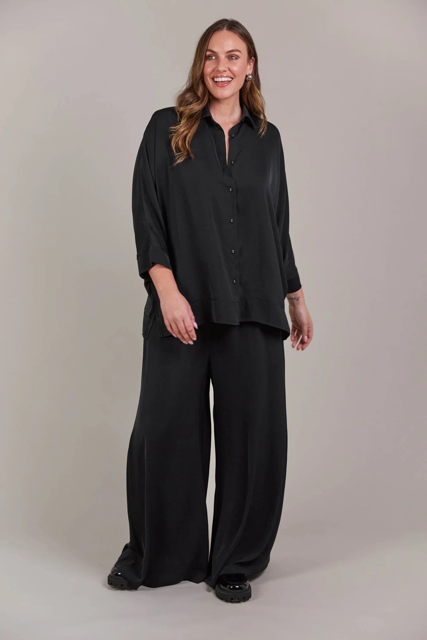 EB&IVE Elsie Relaxed Shirt BLACK