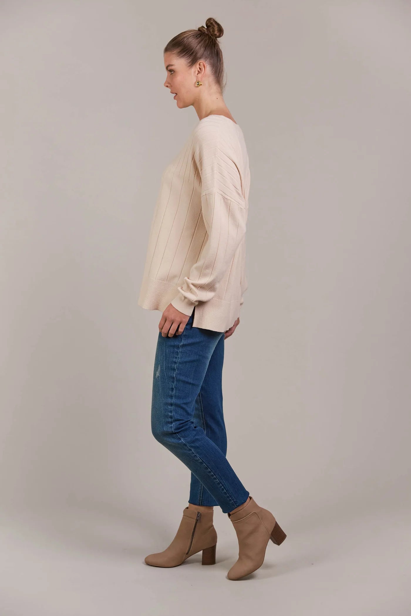 EB&IVE Palmer Relaxed Knit ECRU