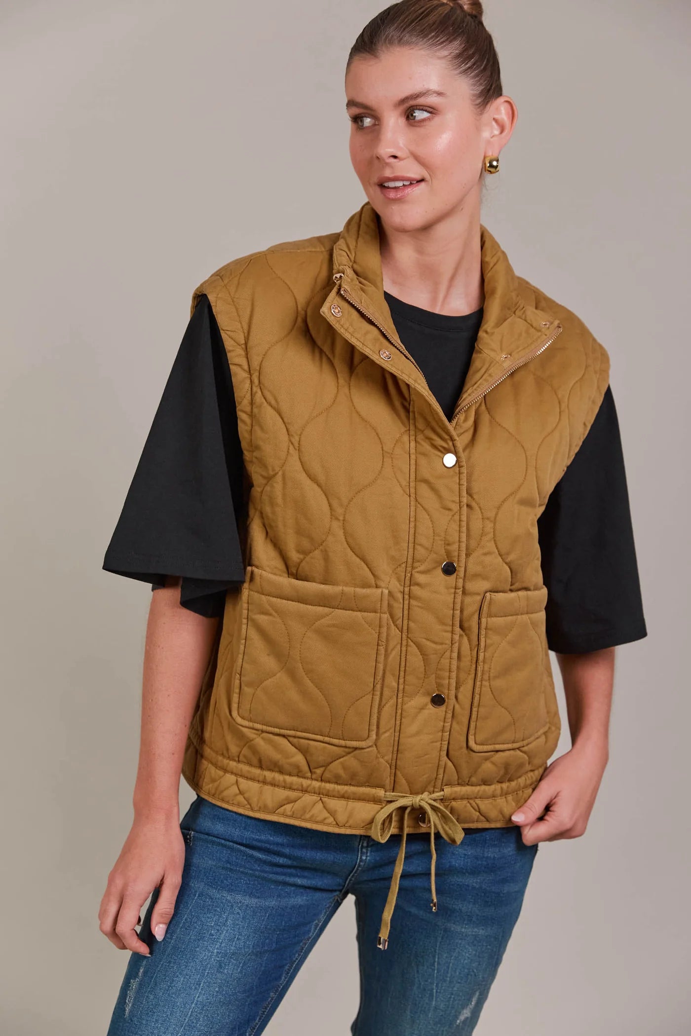 EB&IVE Pepi Vest TOBACCO