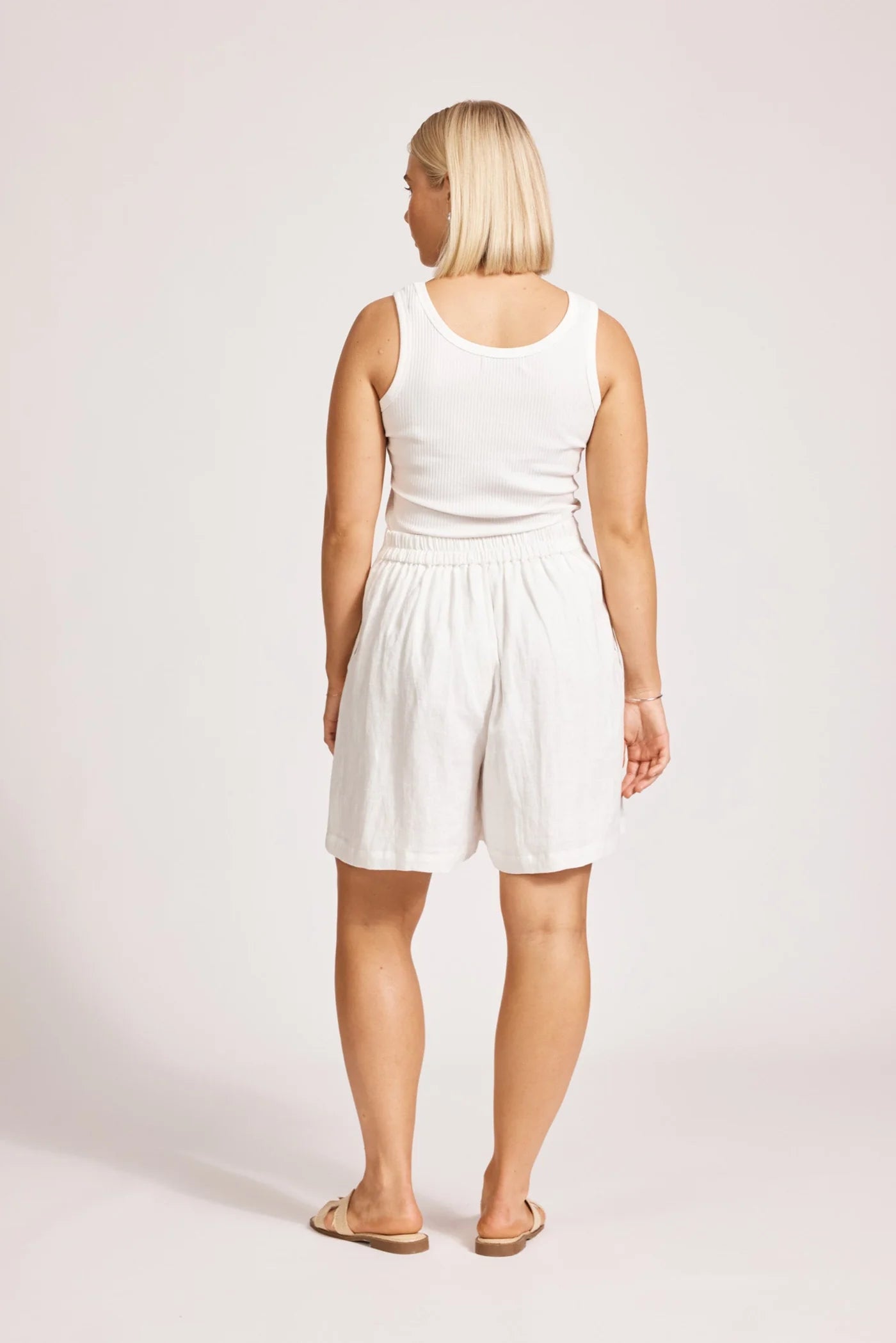 EB & IVE Miramar Short WHITE