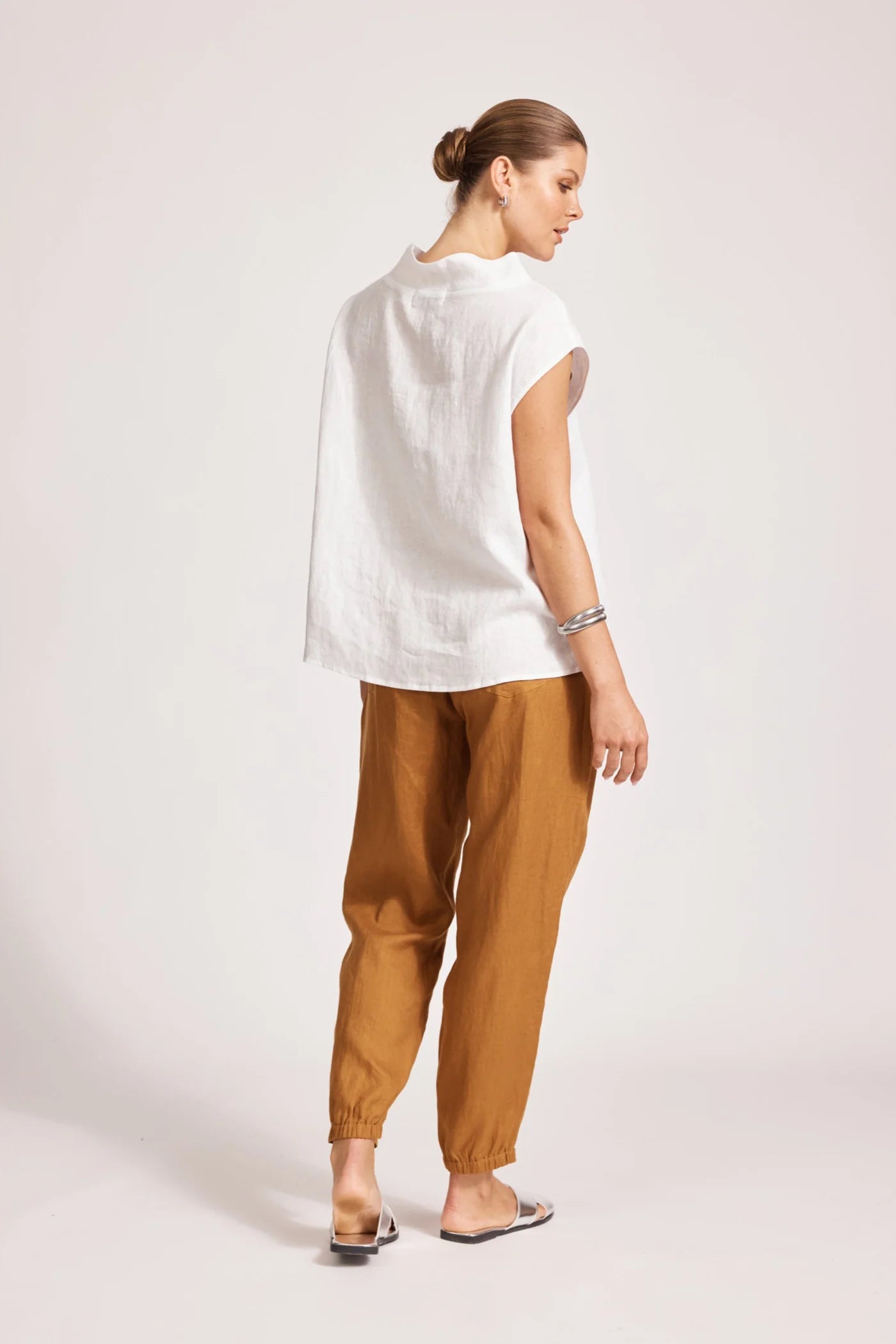 EB & IVE Miramar Top WHITE