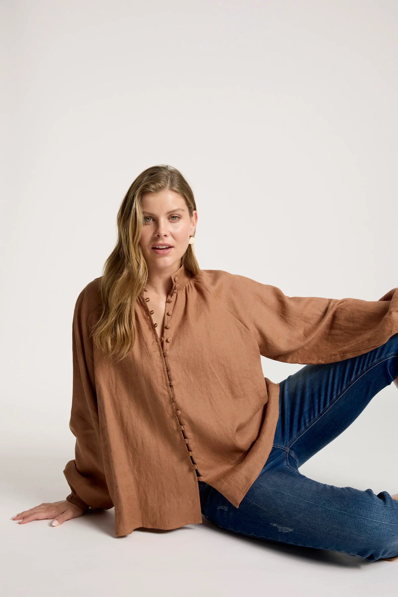 EB & IVE Bajau Button Shirt CLAY