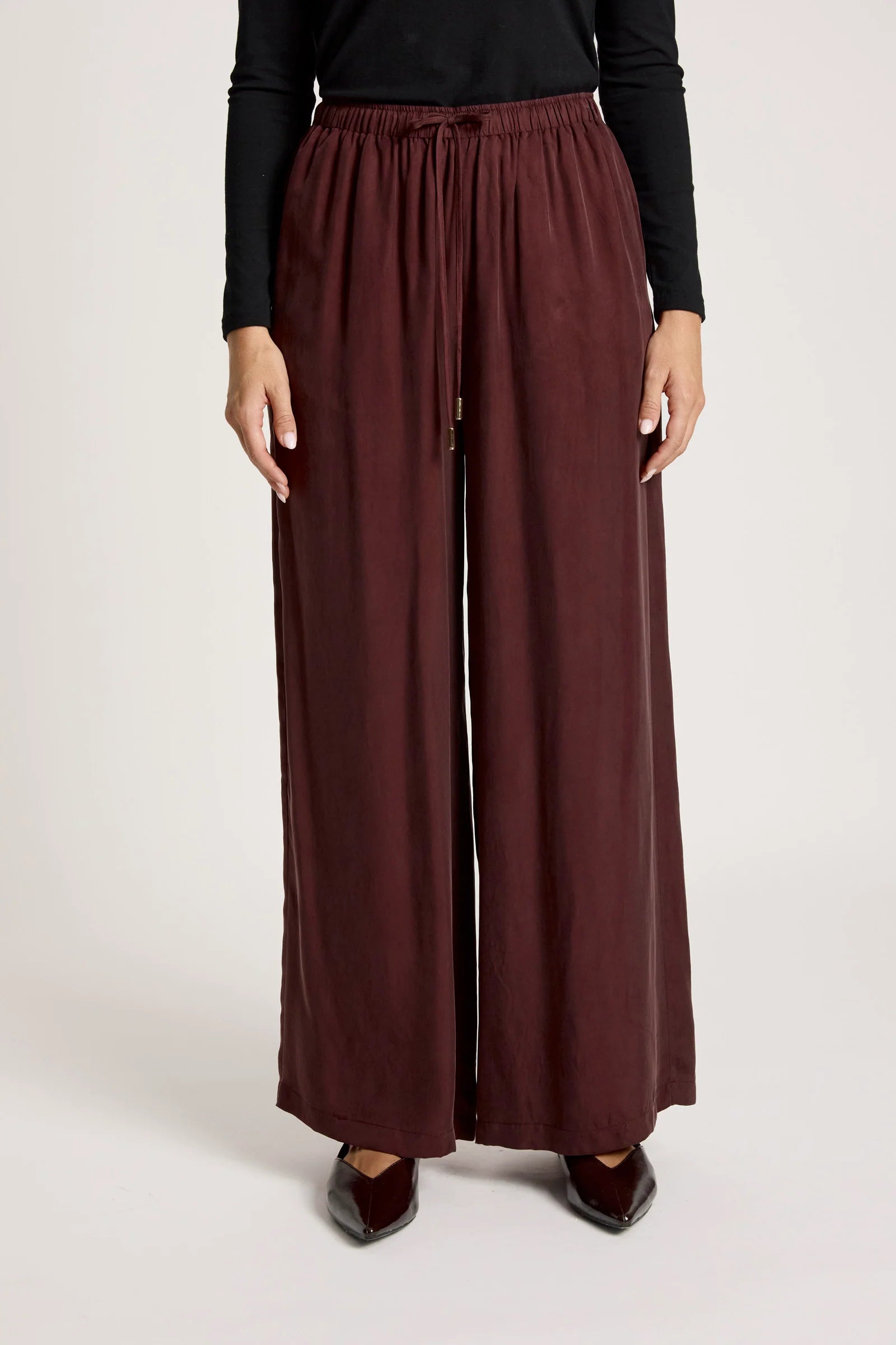 EB & IVE Calista Pant MAHOGANY