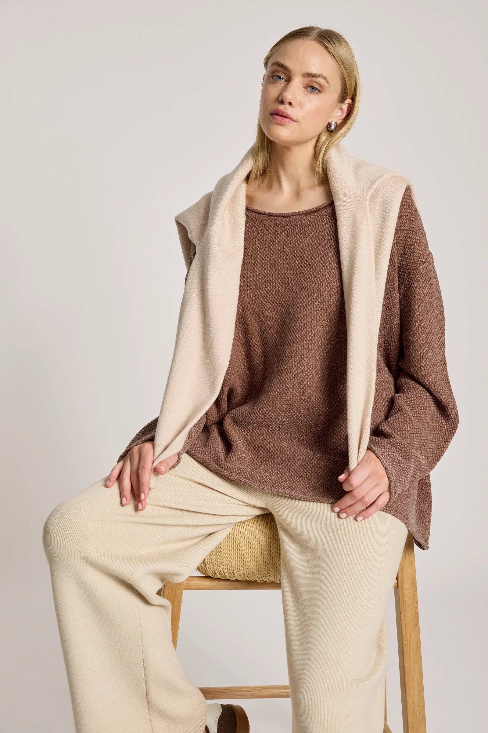 EB & IVE Apache Jumper COCO