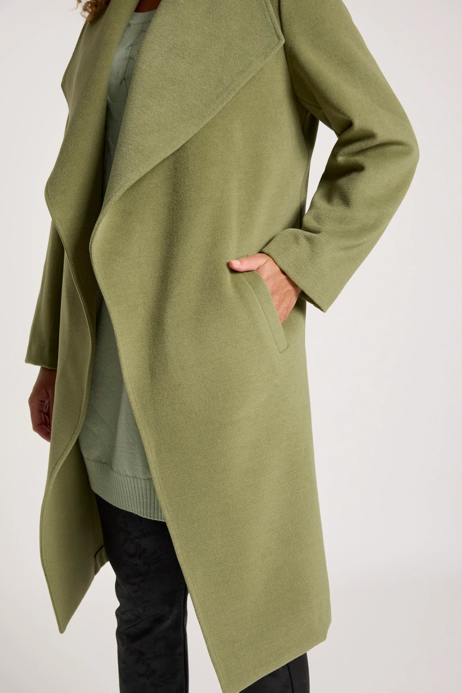 EB & IVE Wanderer Coat PAMPAS