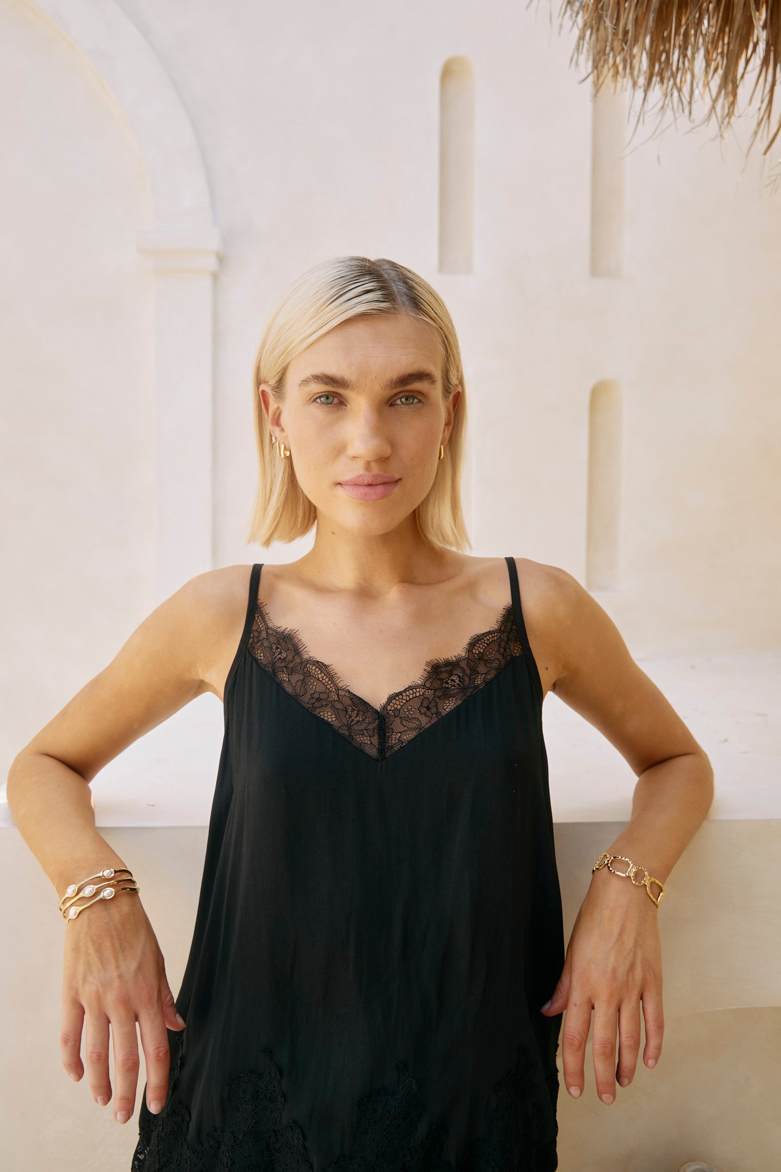 EB & IVE Drift Lace Tank BLACK