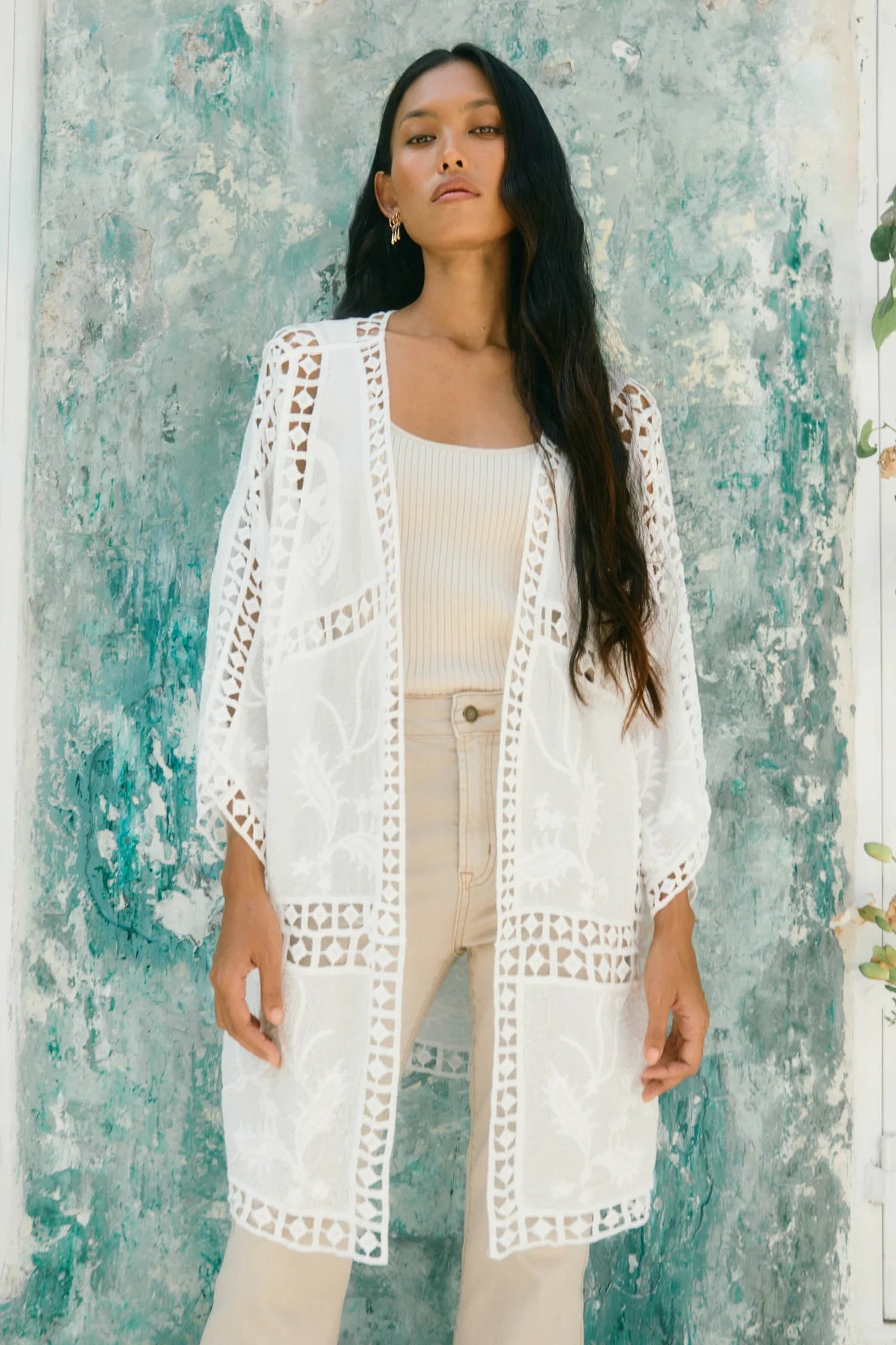 ISLE OF MINE Oline Lace Kimono LOTUS