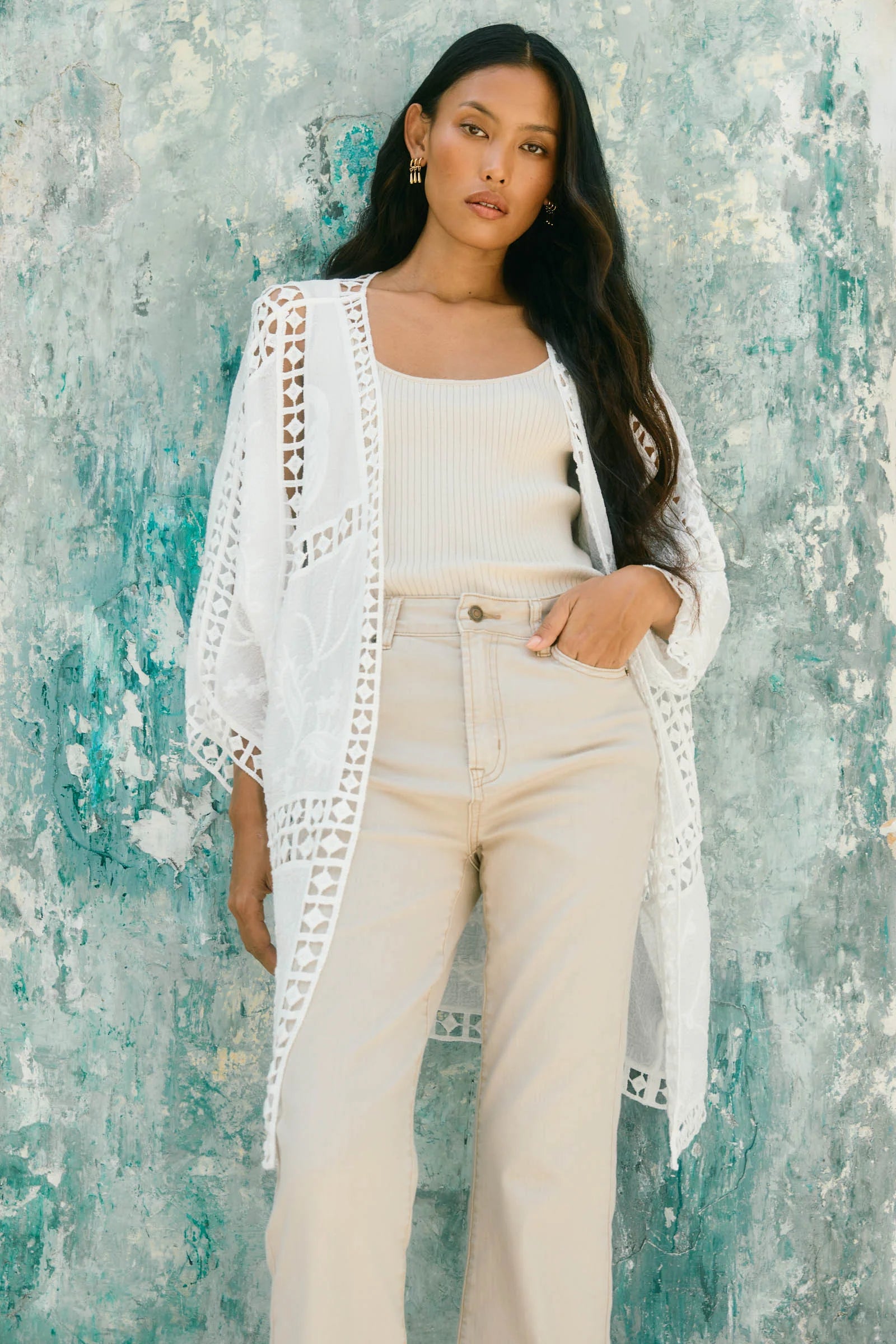 ISLE OF MINE Oline Lace Kimono LOTUS