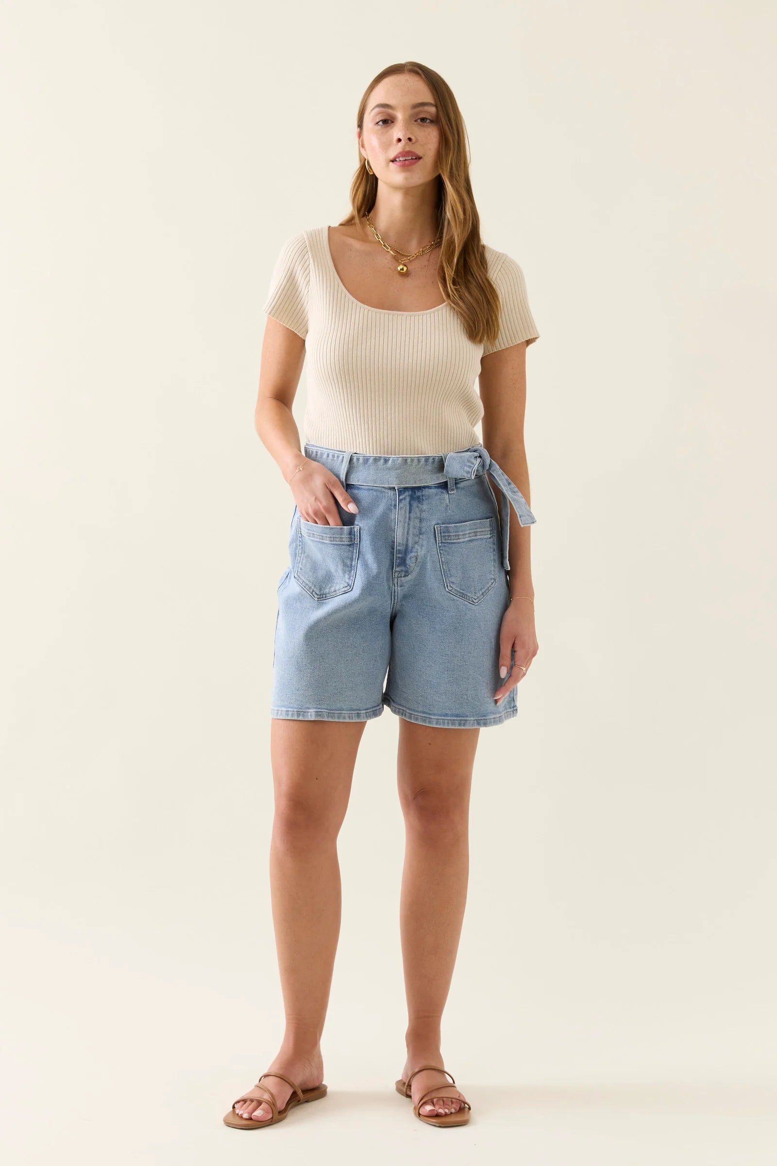 ISLE OF MINE Margot Denim Short STELLAR