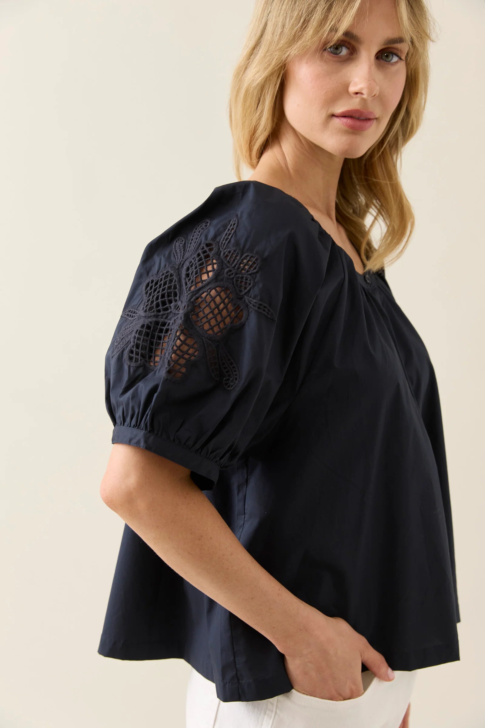 ISLE OF MINE Nilsa Top NAVY