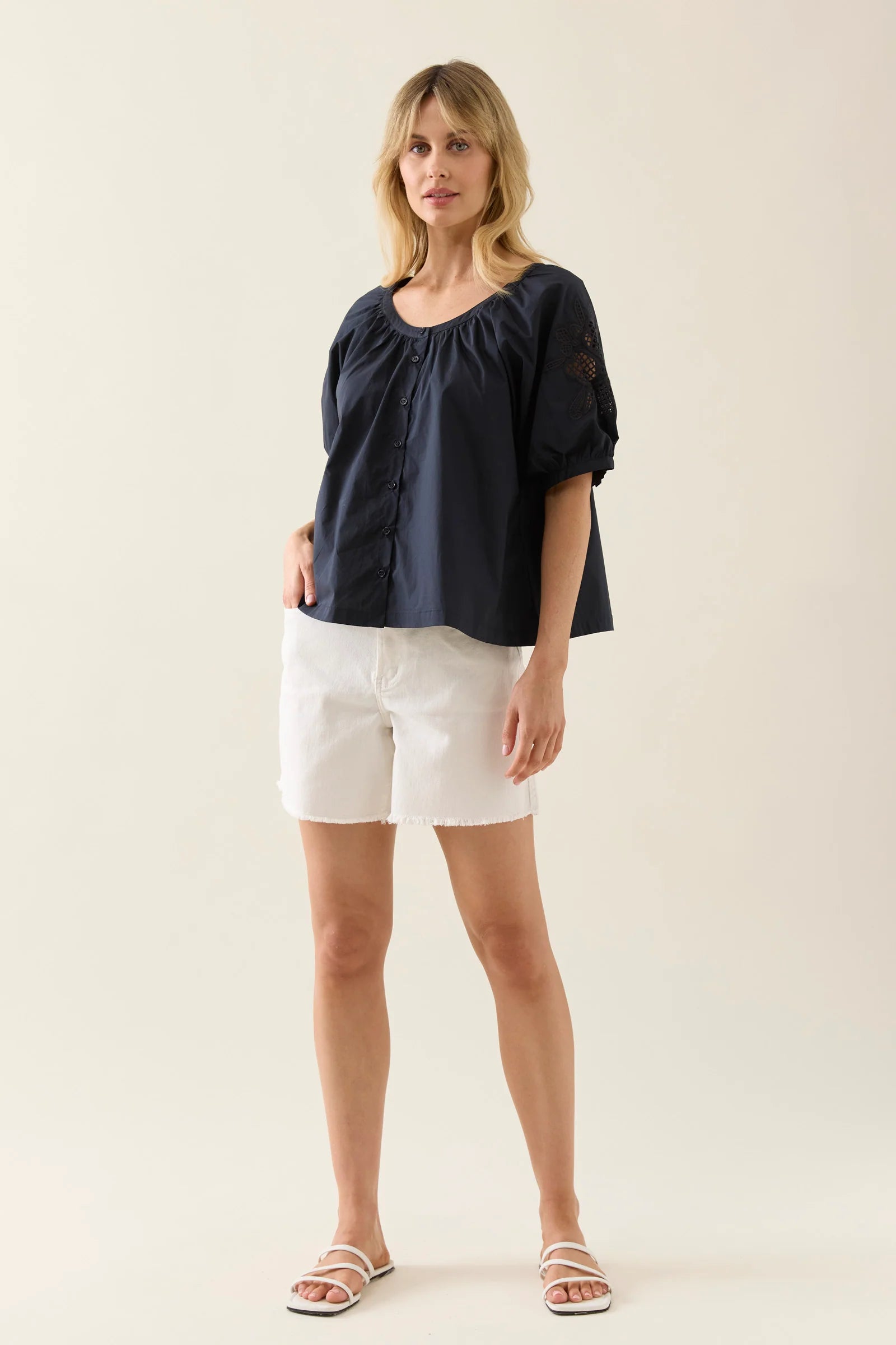 ISLE OF MINE Nilsa Top NAVY