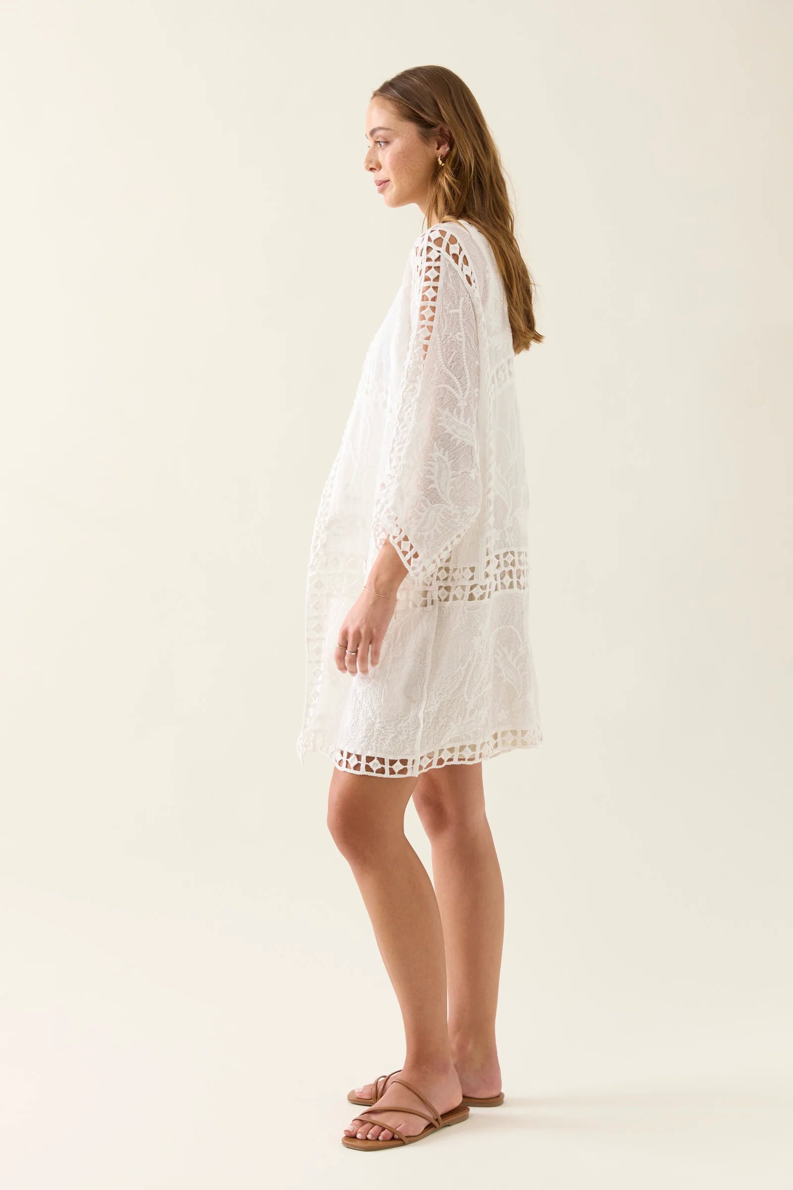 ISLE OF MINE Oline Lace Kimono LOTUS