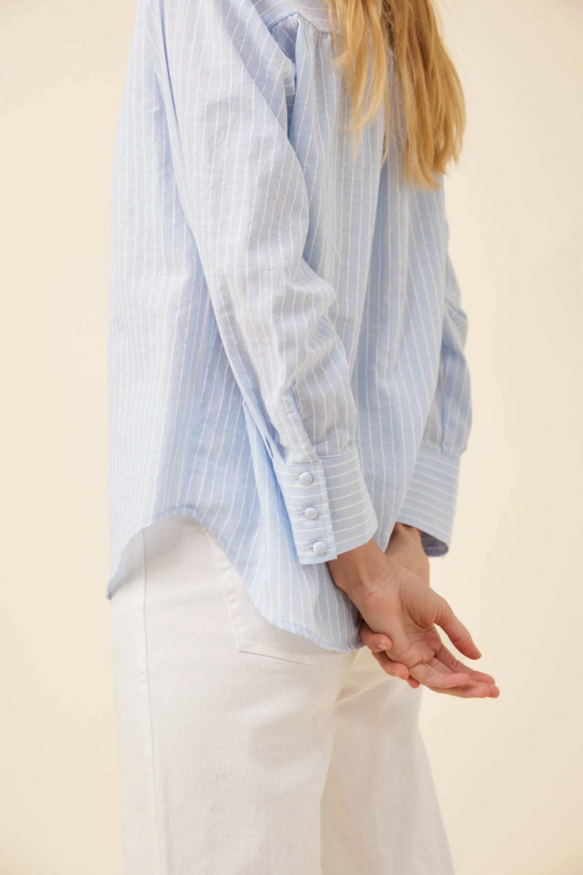 ISLE OF MINE Lyndell Shirt LIGHT BLUE