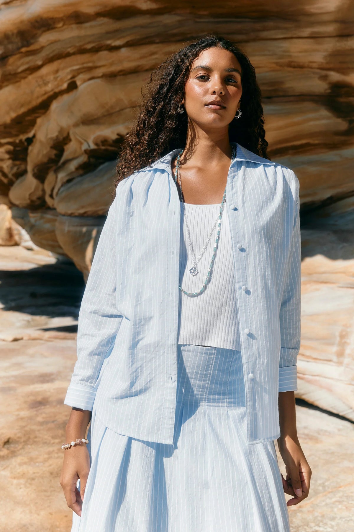 ISLE OF MINE Lyndell Shirt LIGHT BLUE
