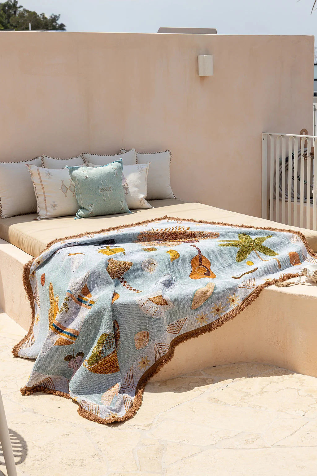 GOOD THROW CO Art Throw Rug SUMMER LOVIN