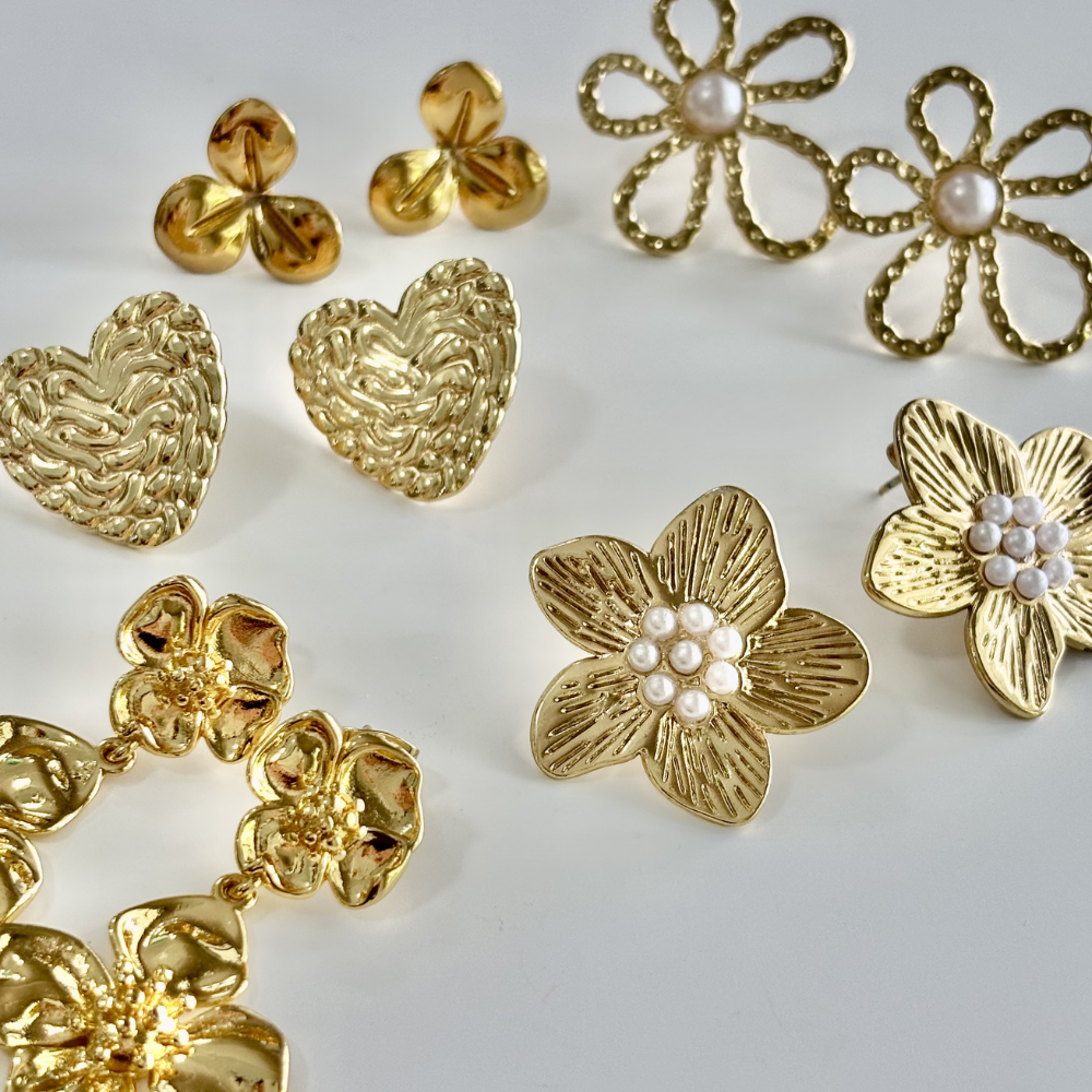 HEI TAI Three Petal Bloom Earrings GOLD