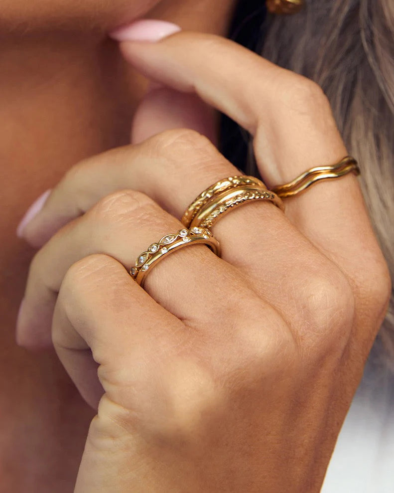 Arms of Eve Aurelie Ring GOLD
