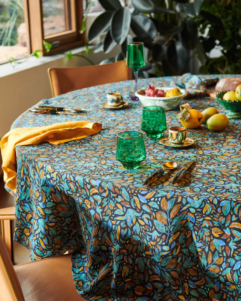 KIP&CO Round Linen Tablecloth 220cm - FALLEN LEAVES