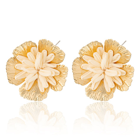 Mega Bloom Stud Earring WHITE