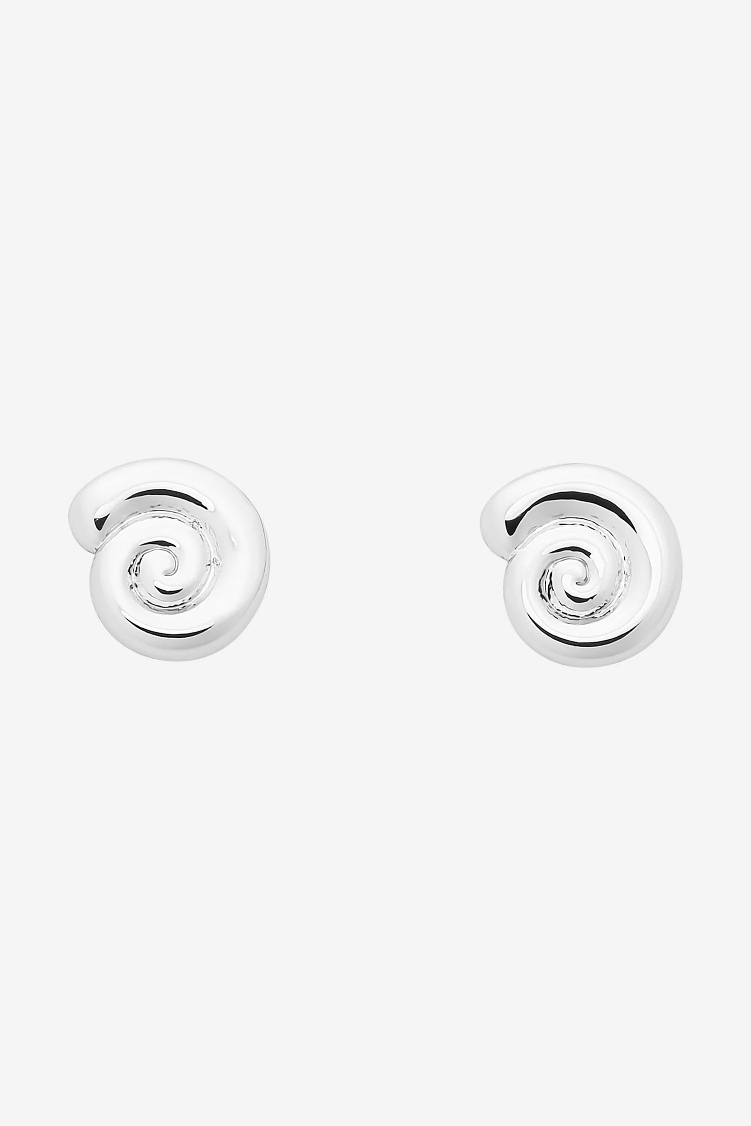 LIBERTE Petite Brodie Earring SILVER