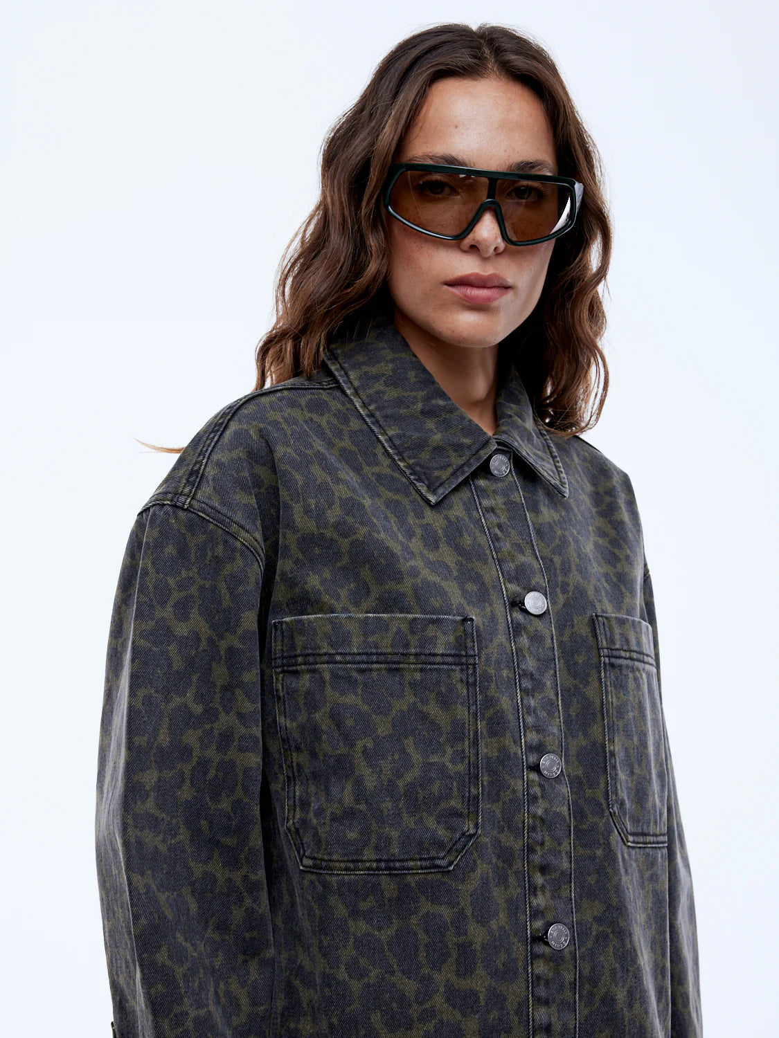 ENA PELLY Evie Denim Overshirt DARK LEOPARD