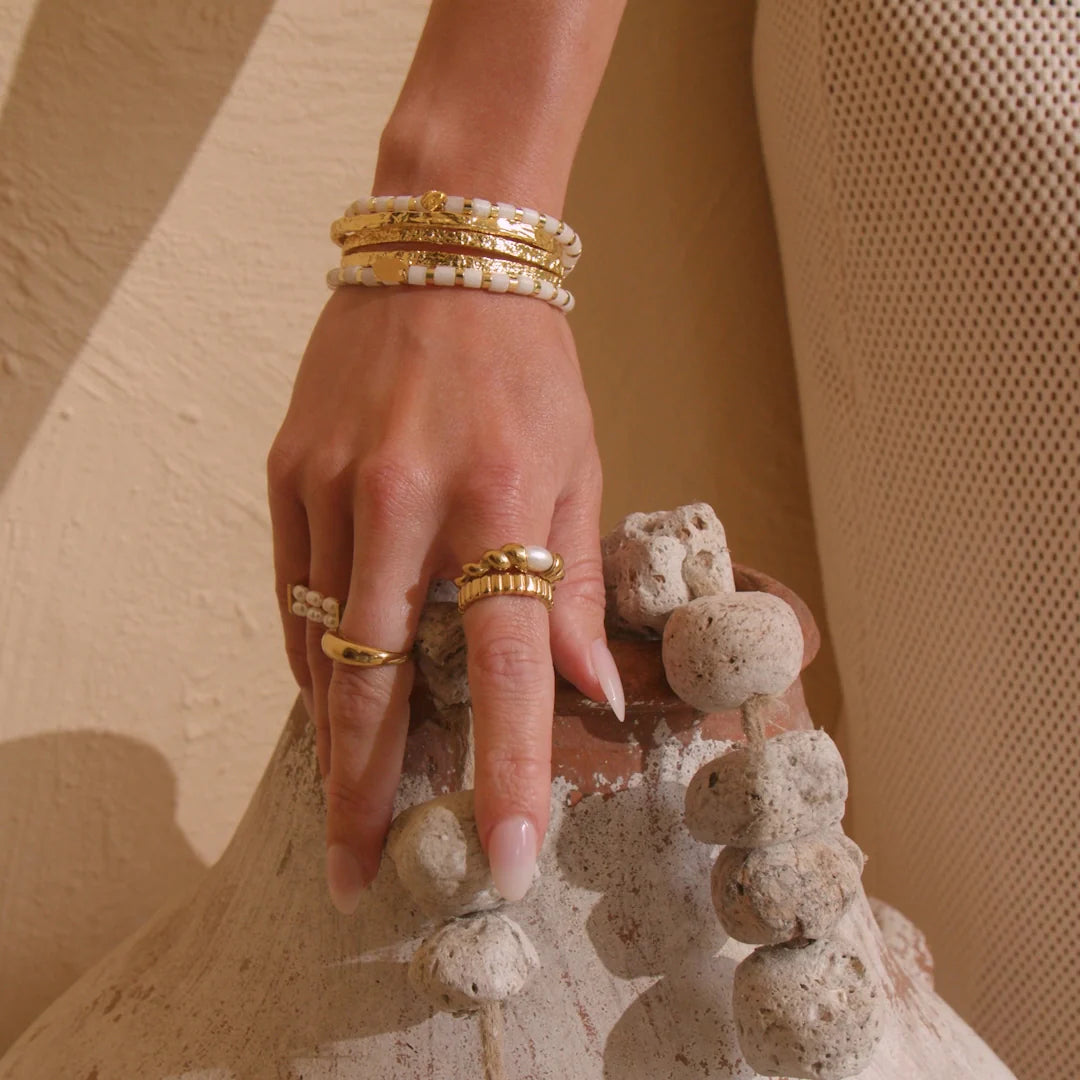 AOE Riviera Ring