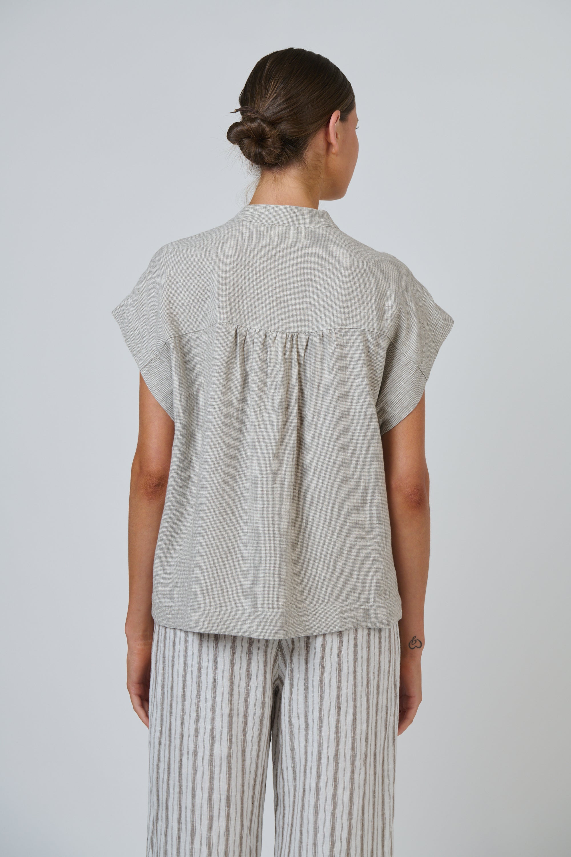OLIVE ET JULIE Cap Sleeve Linen Top MOUSSE
