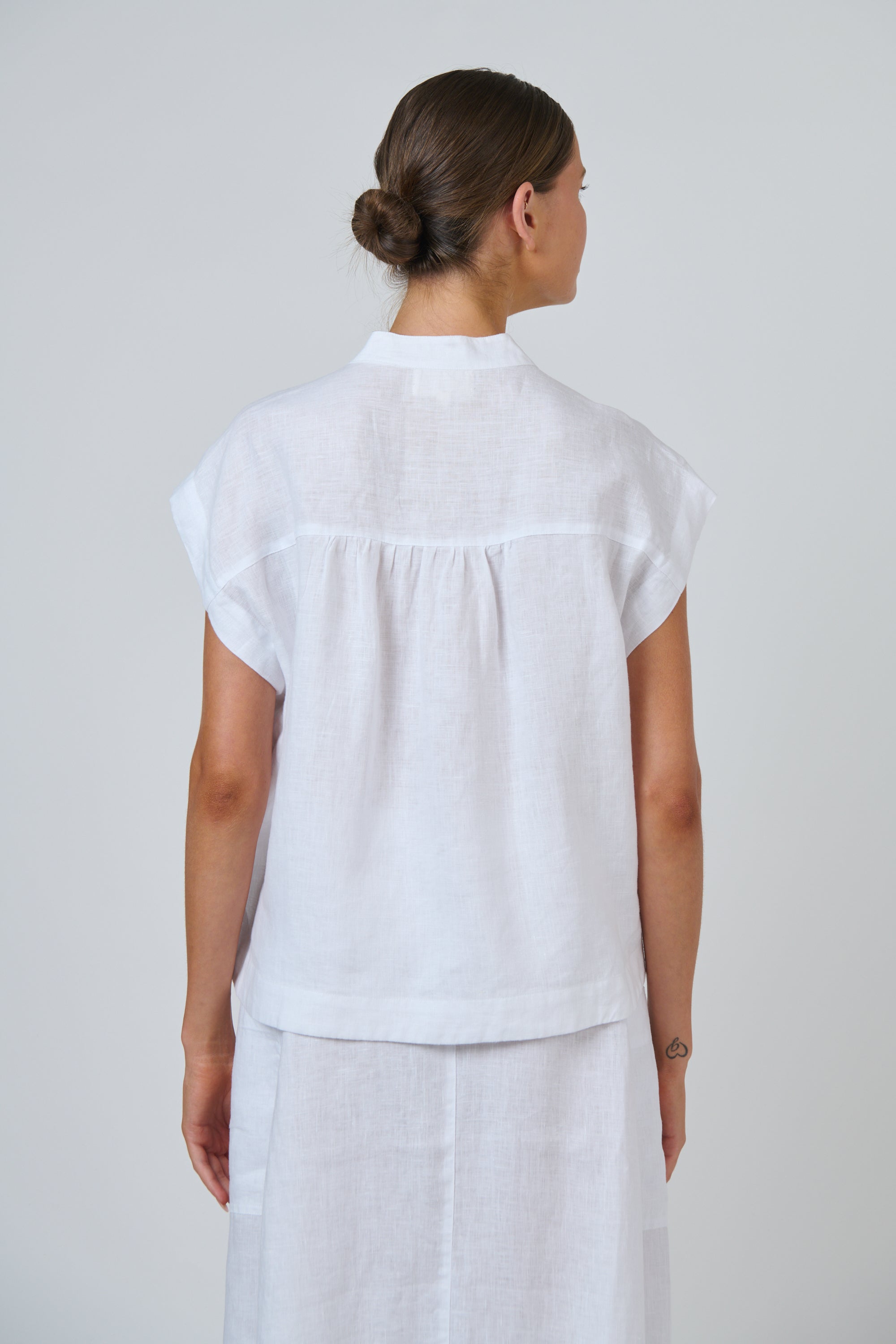OLIVE ET JULIE Button Through Top WHITE