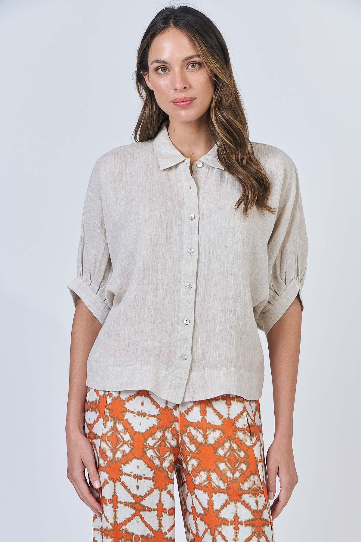 OLIVE ET JULIE Linen Button Shirt SOYBEAN