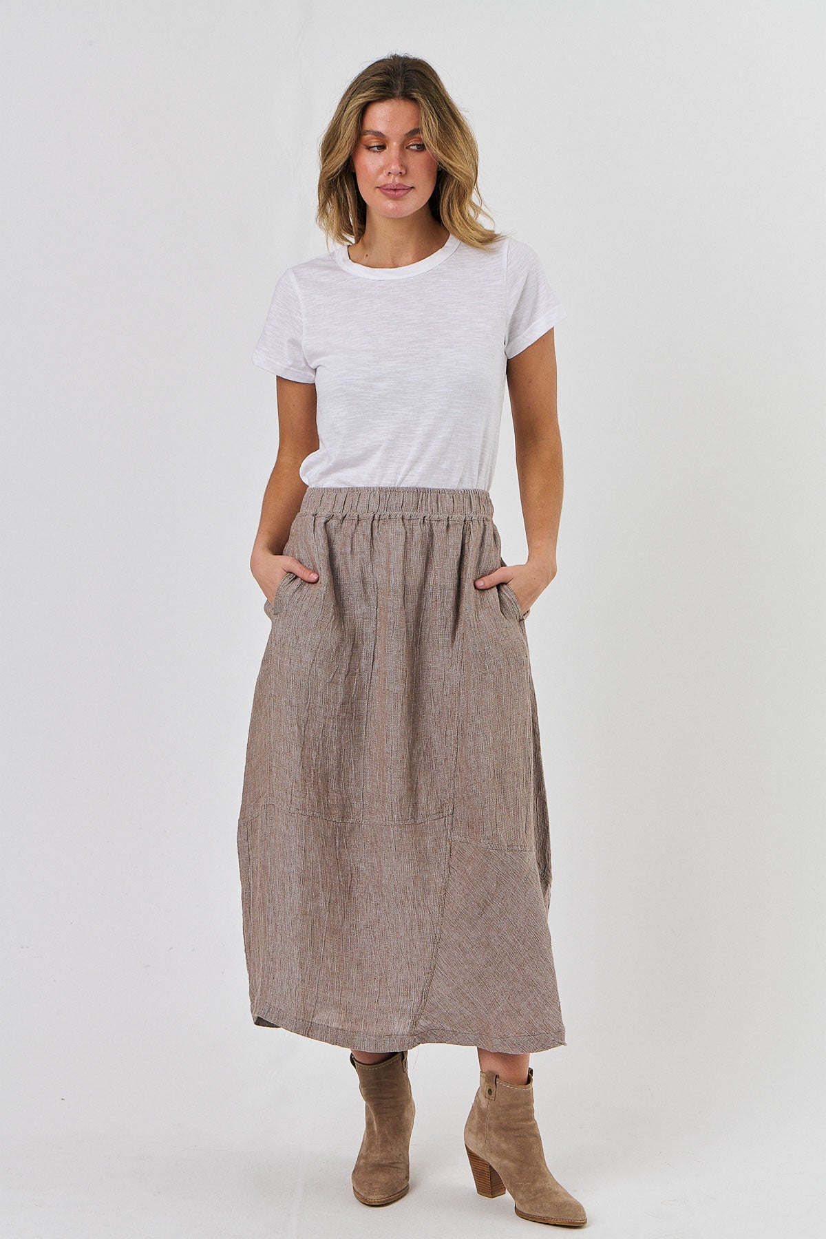 O&J Linen Midi Skirt TRUFFLE