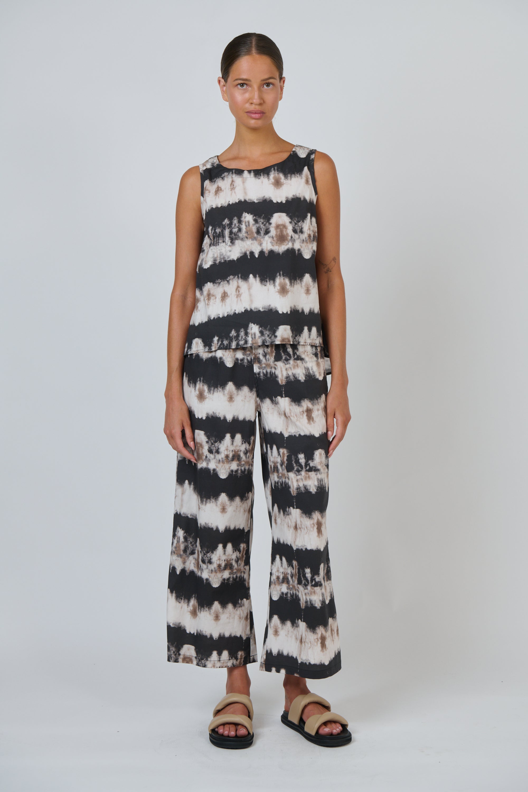OLIVE ET JULIE Wide Leg Trousers ERUPTION