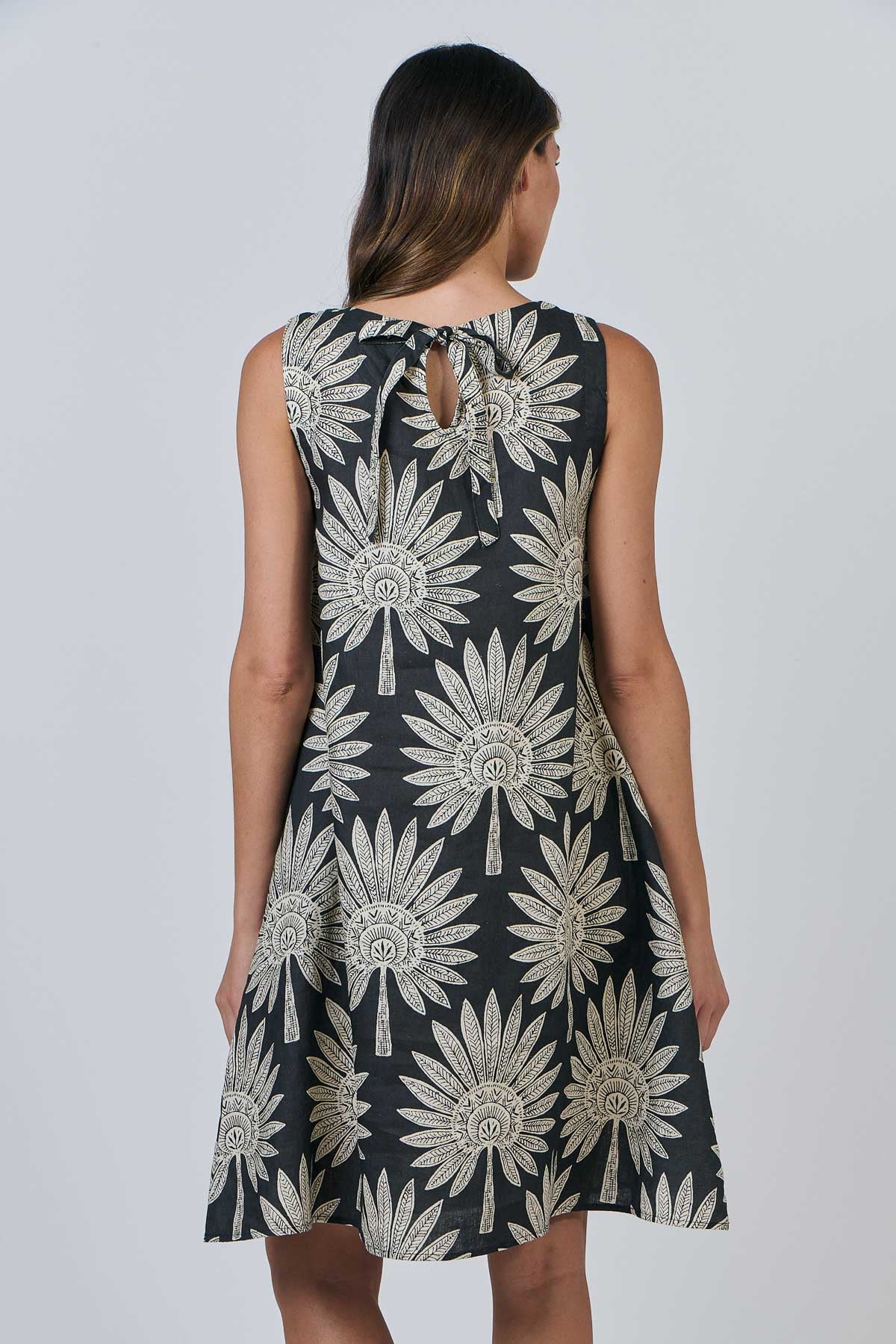 OLIVE ET JULIE Linen S'less Dress BLACK PALM