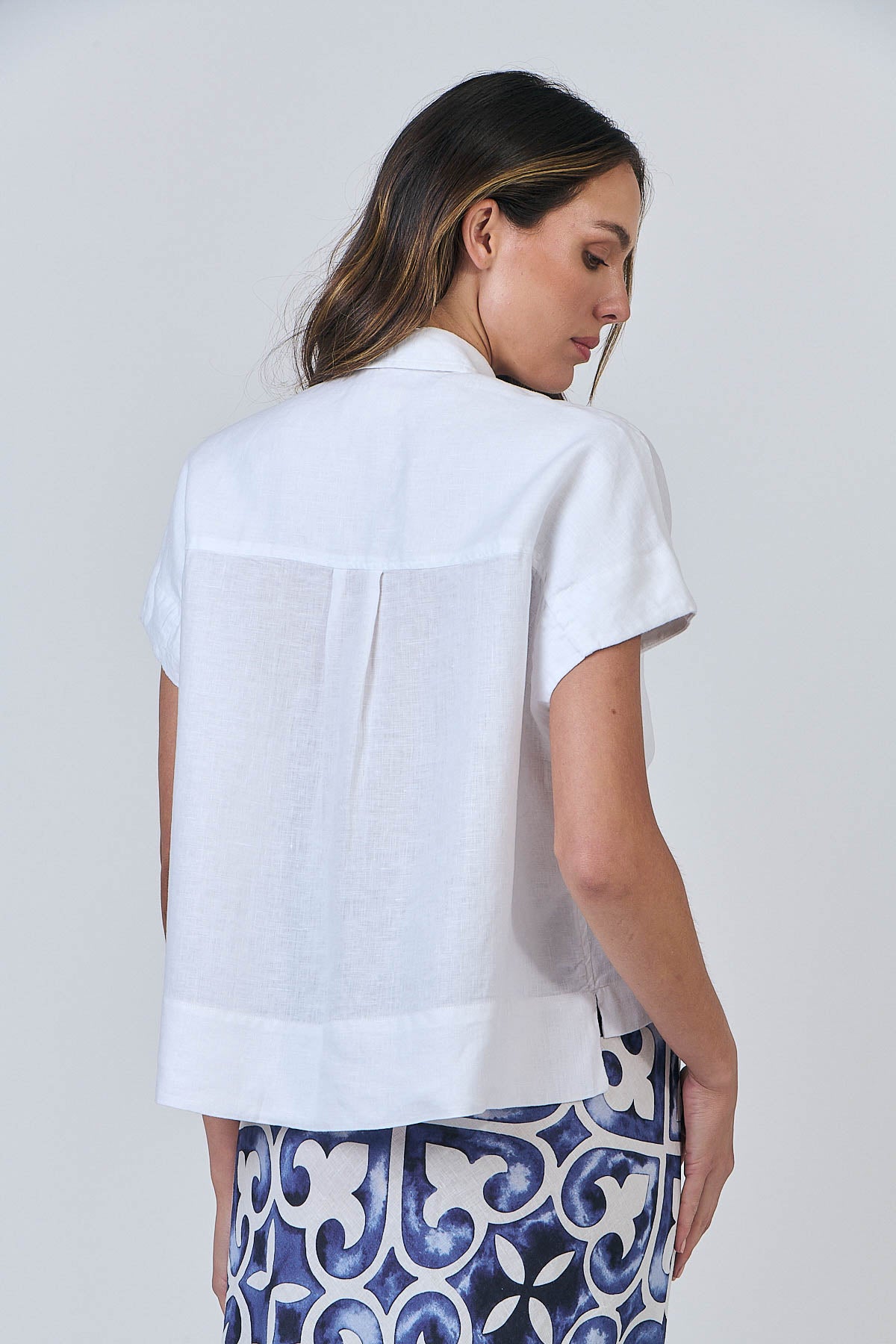 OLIVE ET JULIE Linen Button Top WHITE