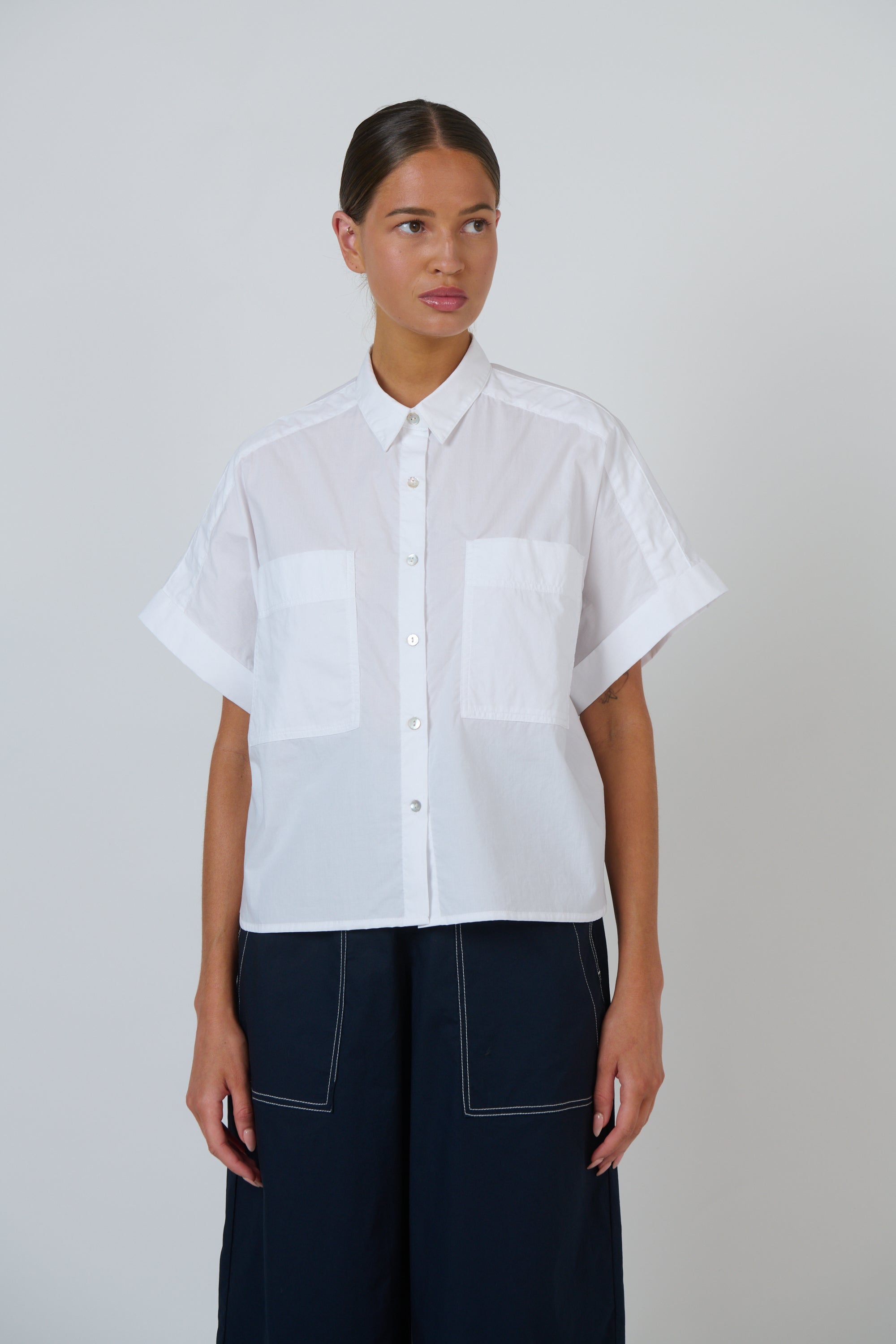 OLIVE ET JULIE Boxy Front Pocket Shirt WHITE