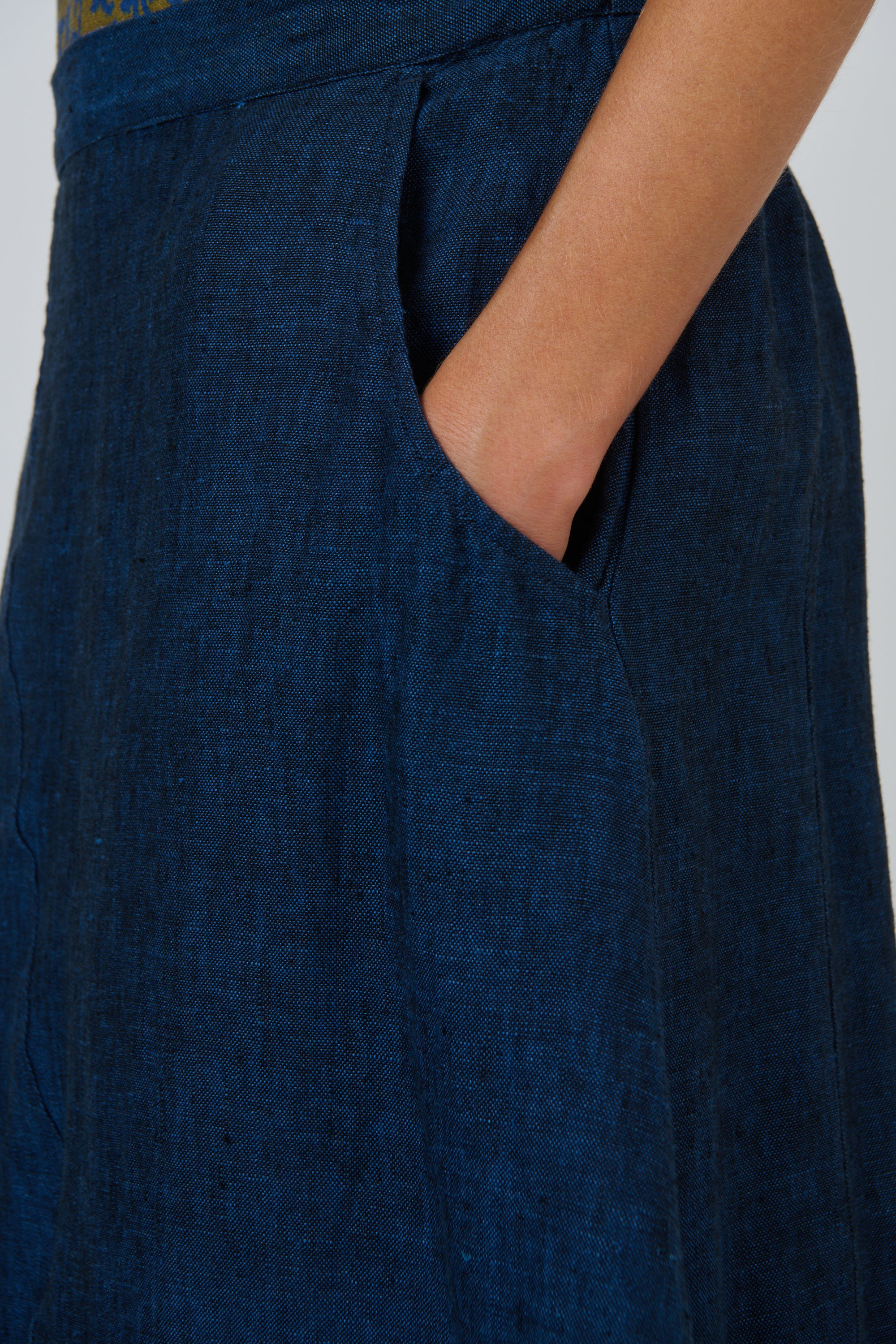 OLIVE ET JULIE Linen Midi Skirt ECLIPSE