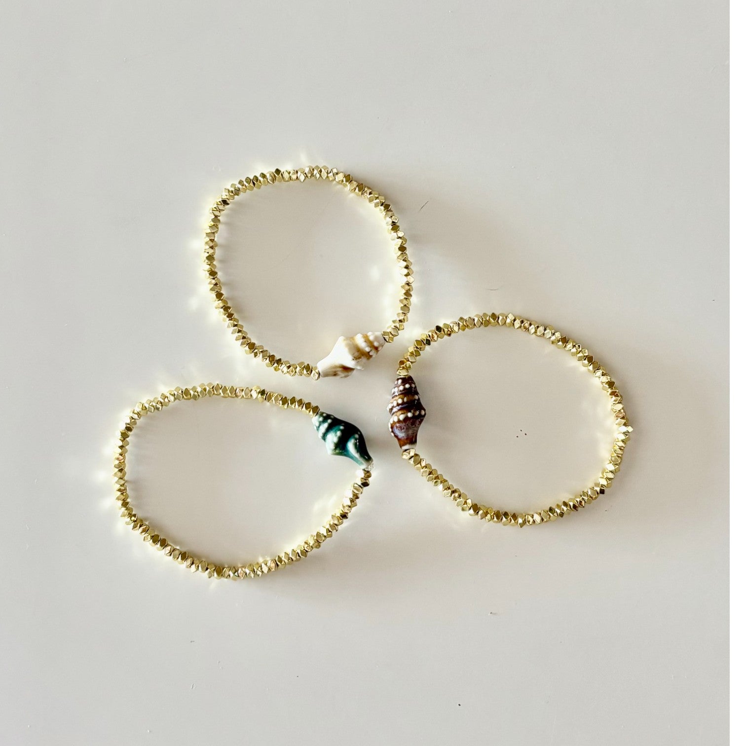 HEI TAI Gold Charm Bracelet CONCH SHELL BLUE