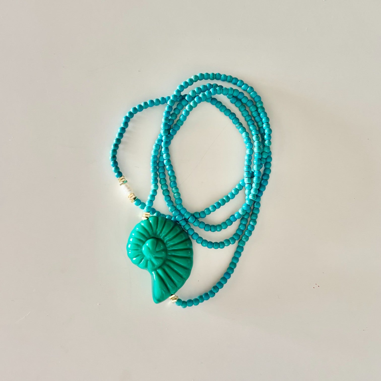 HEI TAI Milos Shell Necklace GREEN/AQUA