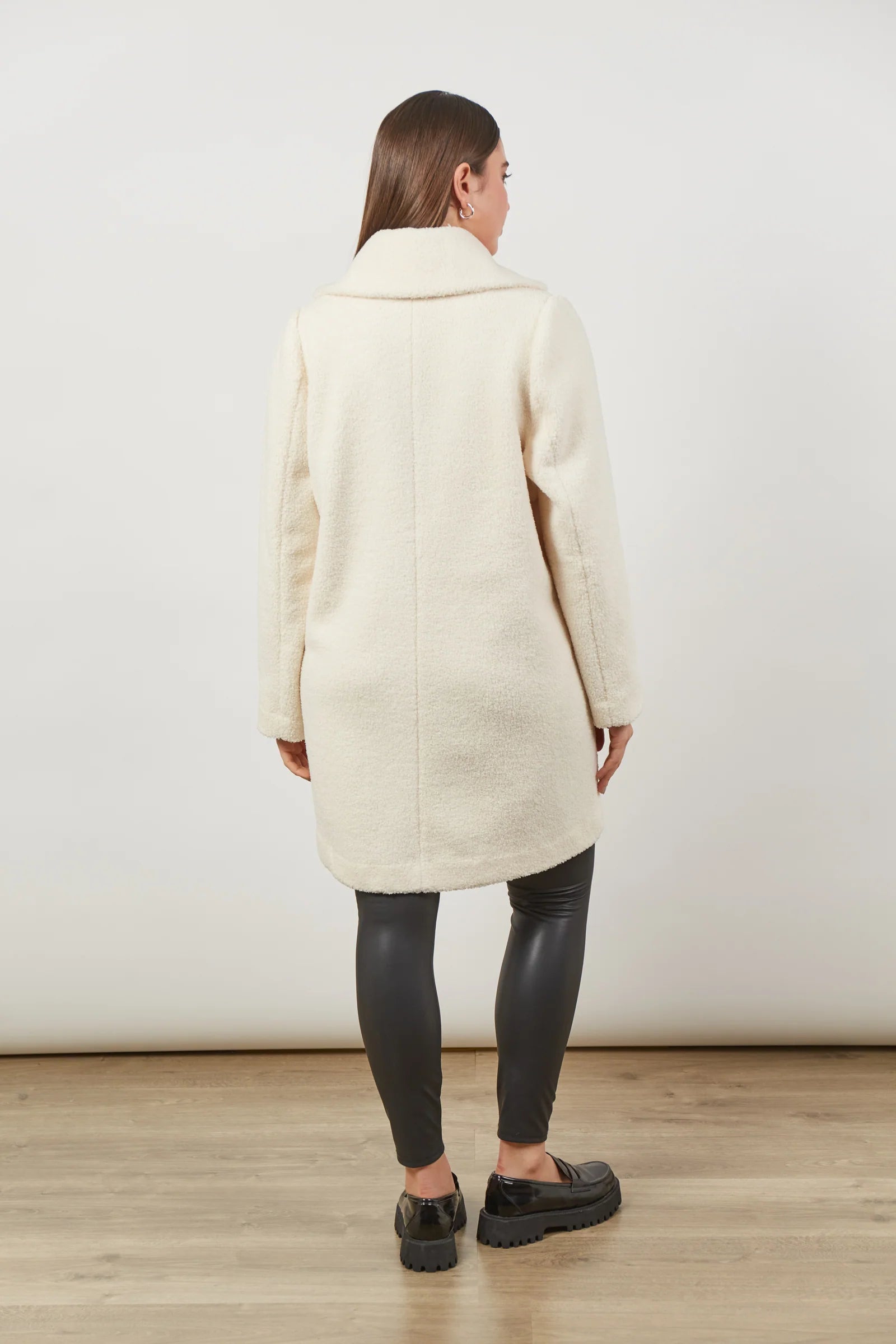 ISLE Allure Coat CREME