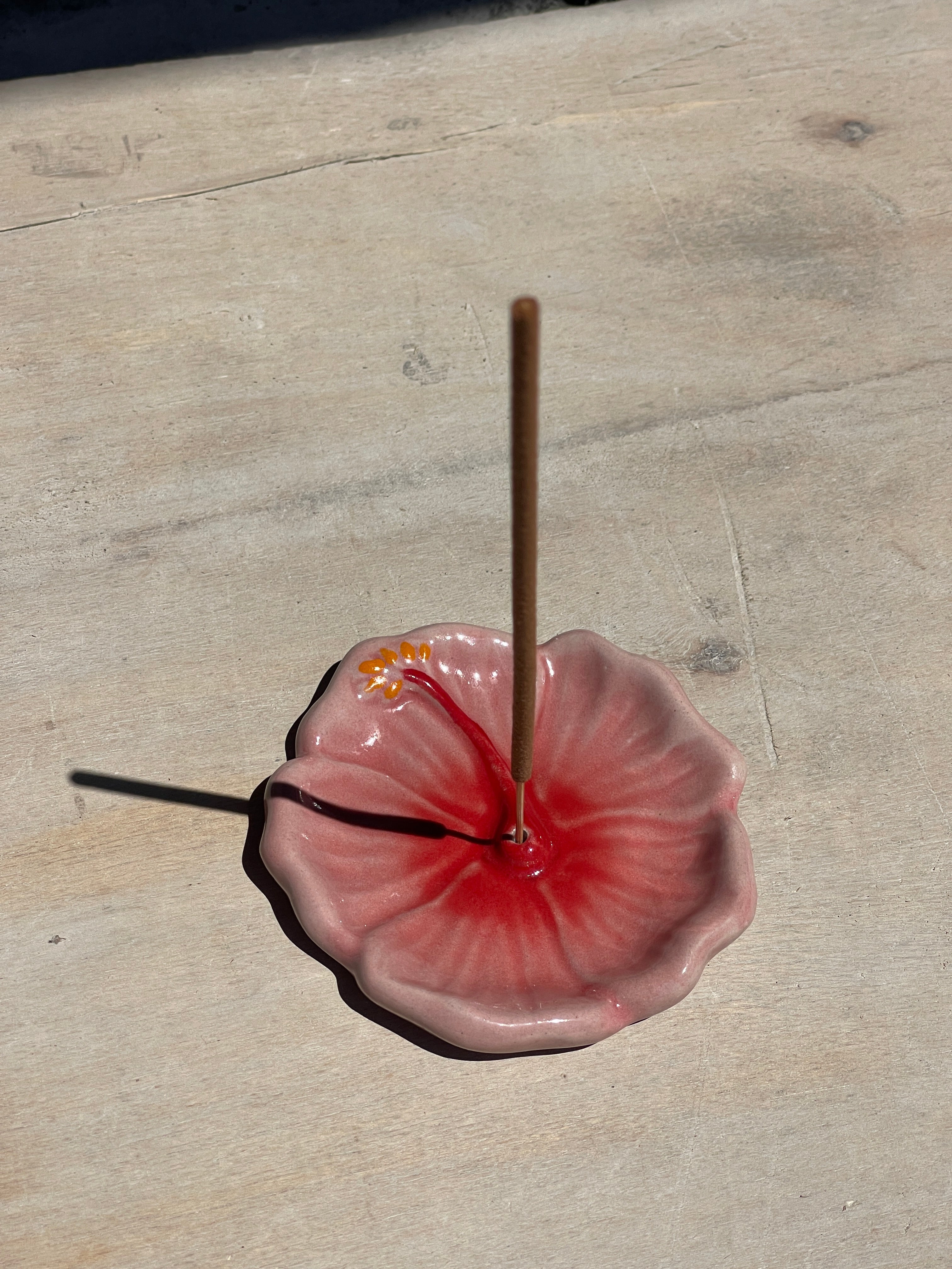 IN TIME Hibiscus Incense Holder SUNSET PINK