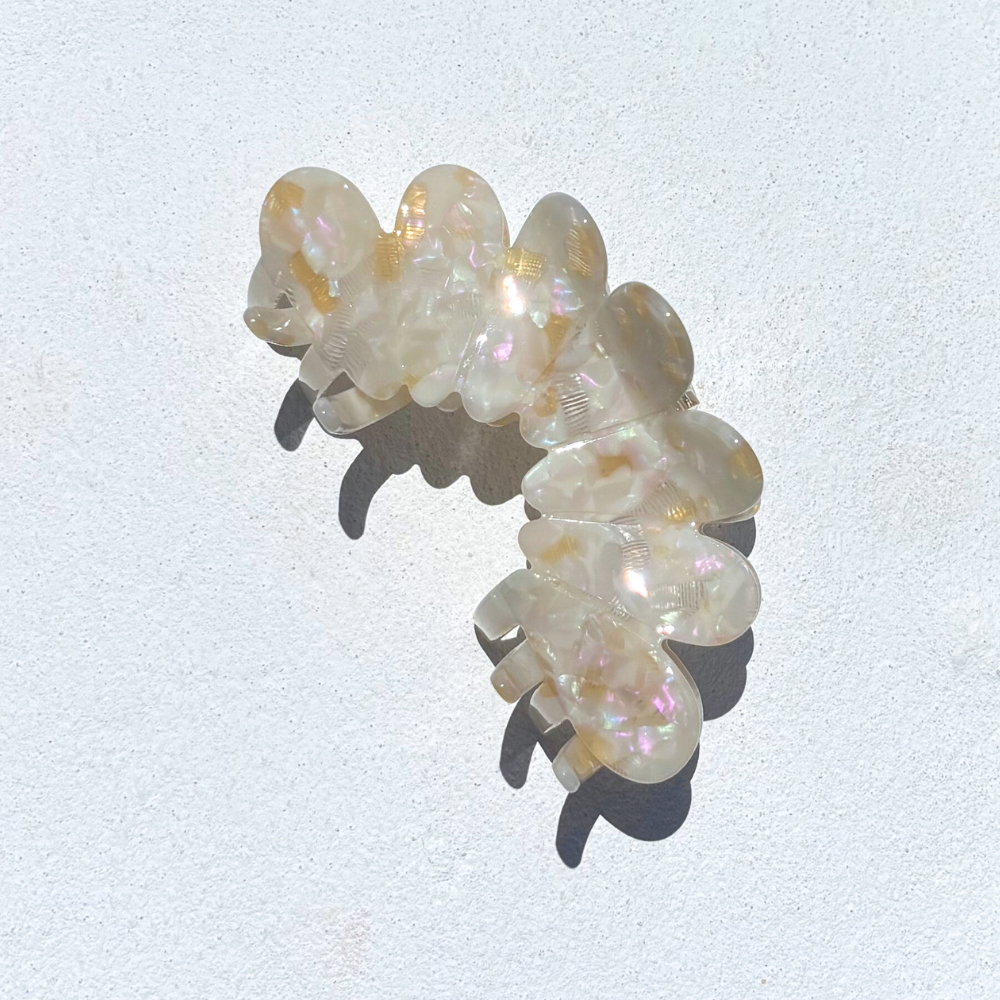 HEI TAI Lotus Hair Claw SHELL SHIMMER