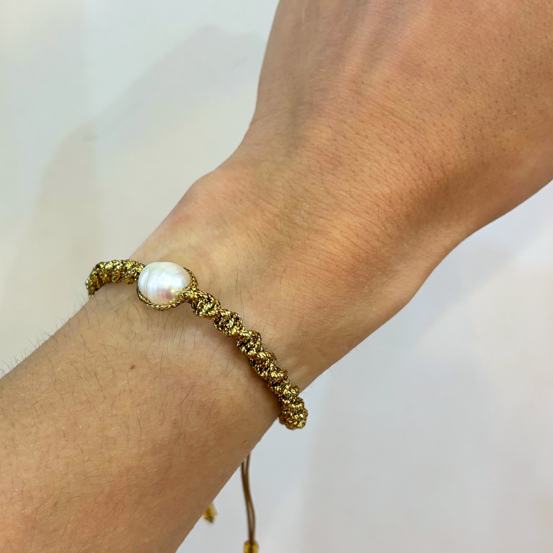 TOURISTE Lucy Gold Bracelet Solo Pearl