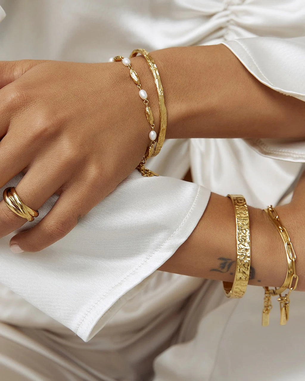 Arms of Eve Helios Cuff GOLD