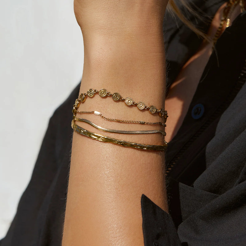 Arm of Eve Genevieve Bracelet GOLD