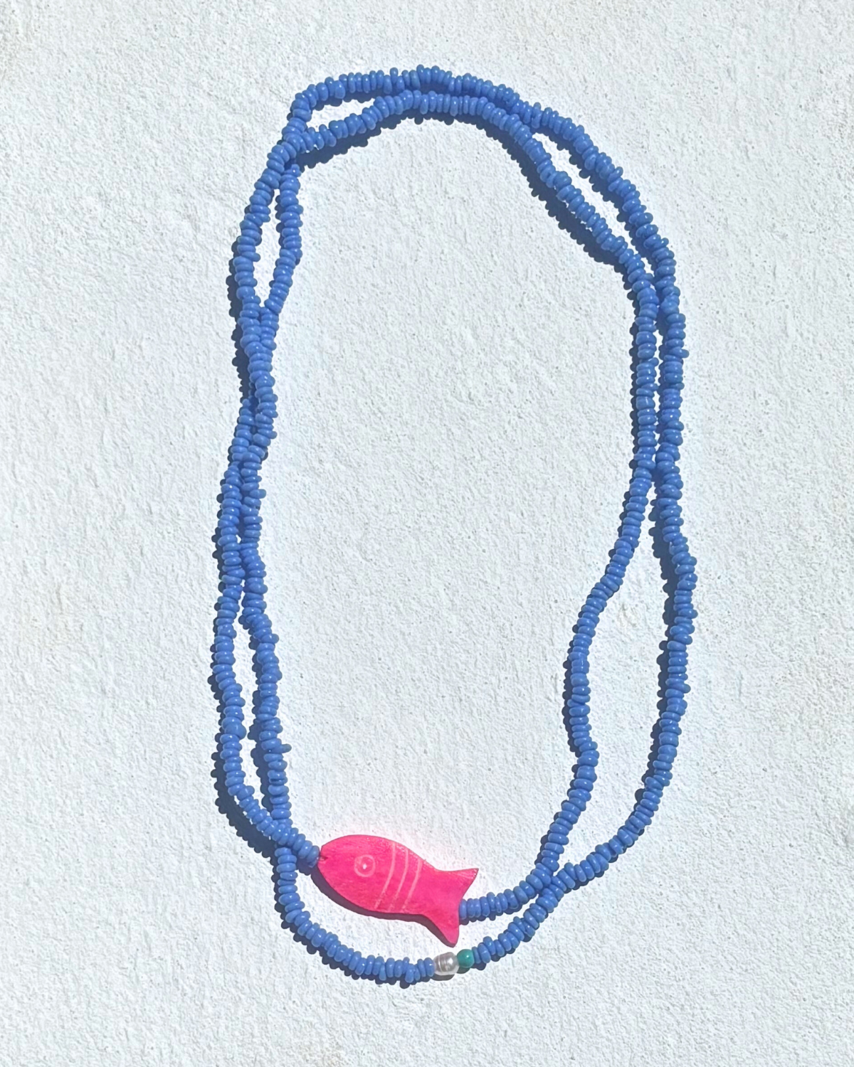 HEI TAI Marisole Fish Necklace NEON PINK/CORNFLOWER