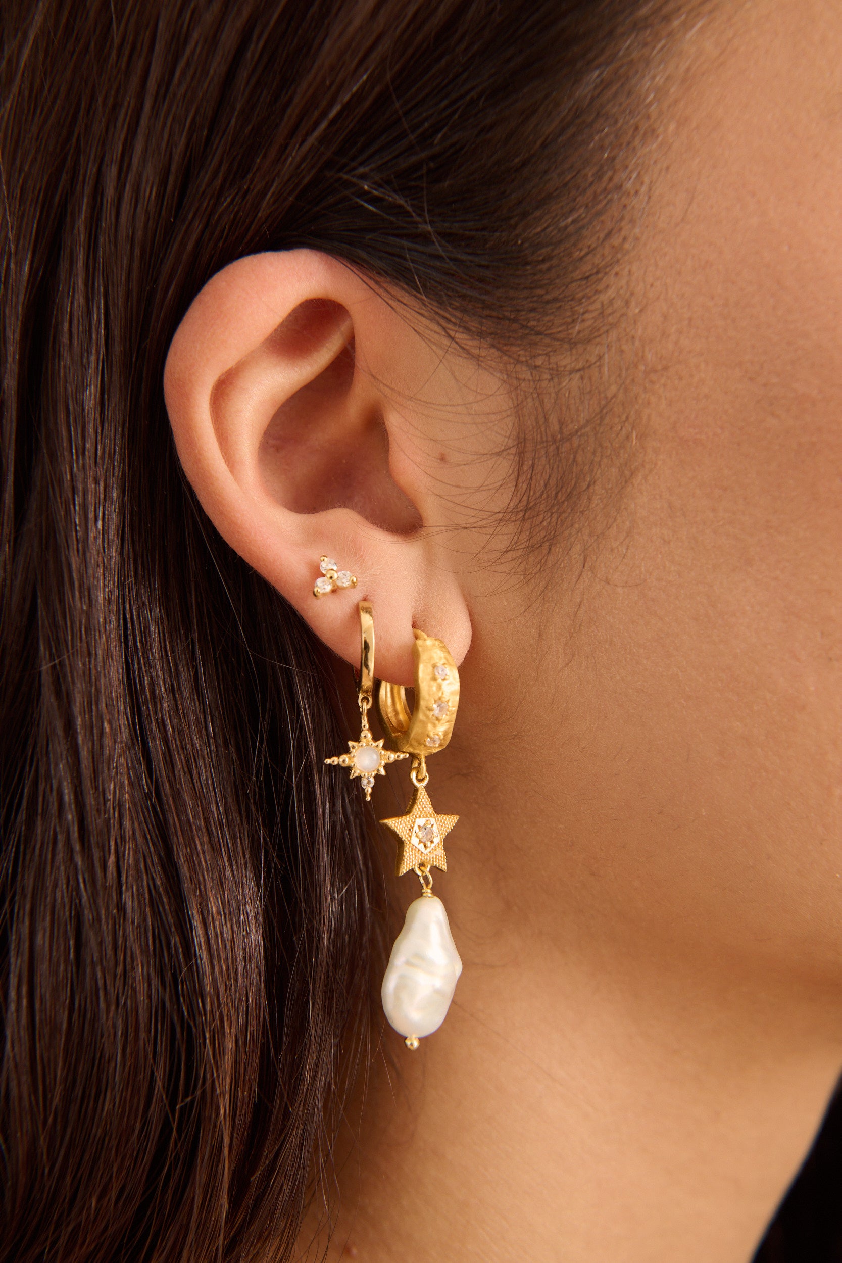 MURKANI Cosmic Love Long Star Earring GOLD