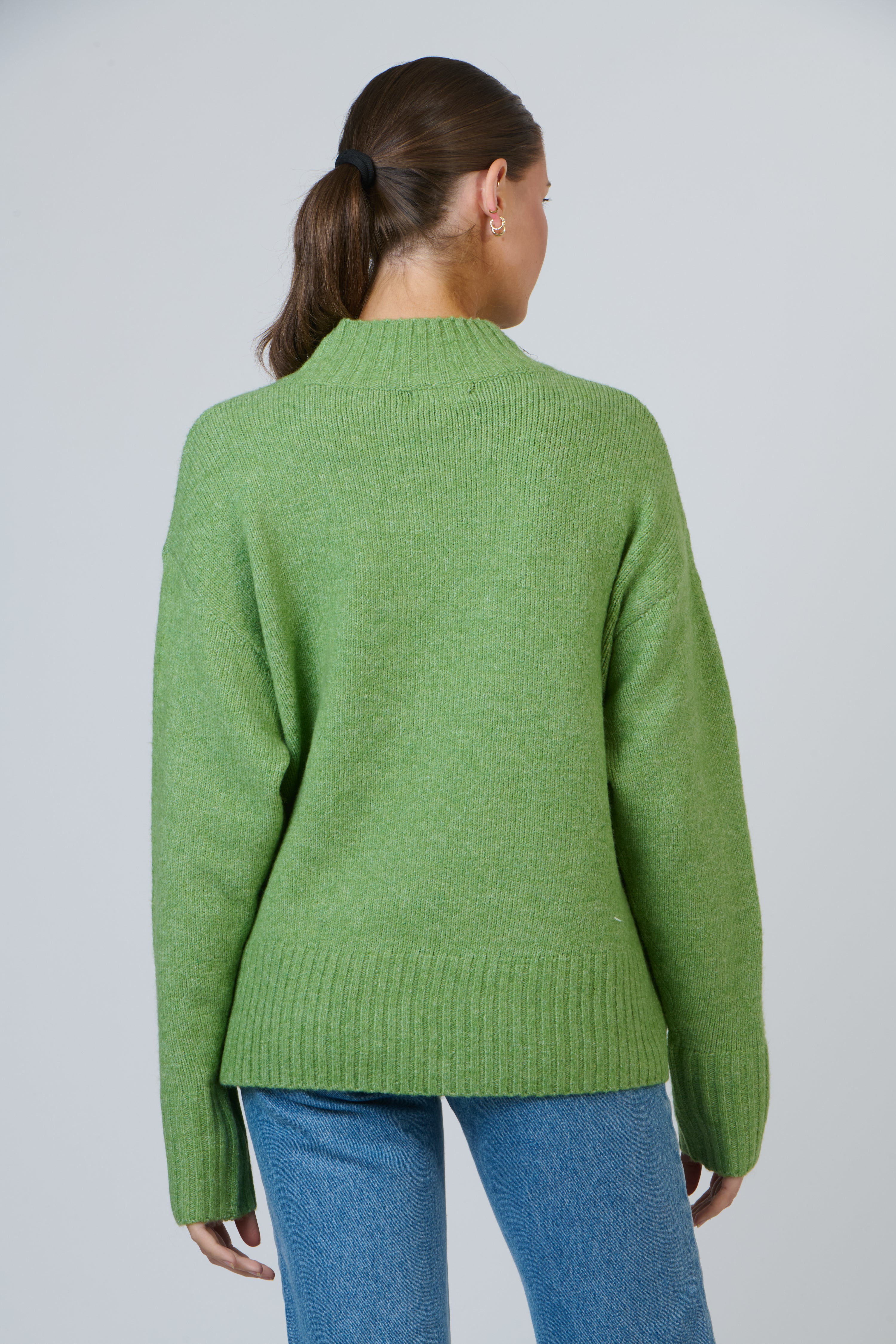 NAMASTAI Round Neck Jumper GREEN